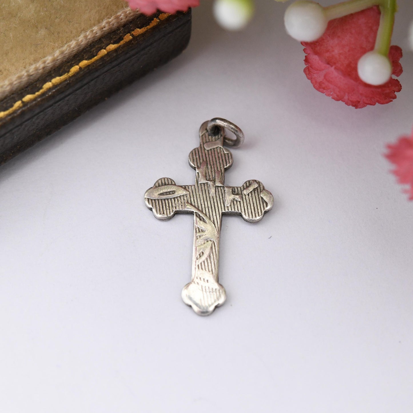 Vintage Sterling Silver Cross Pendant with Textured Pattern - Sweet Christening Jewellery Gift Present for Christian