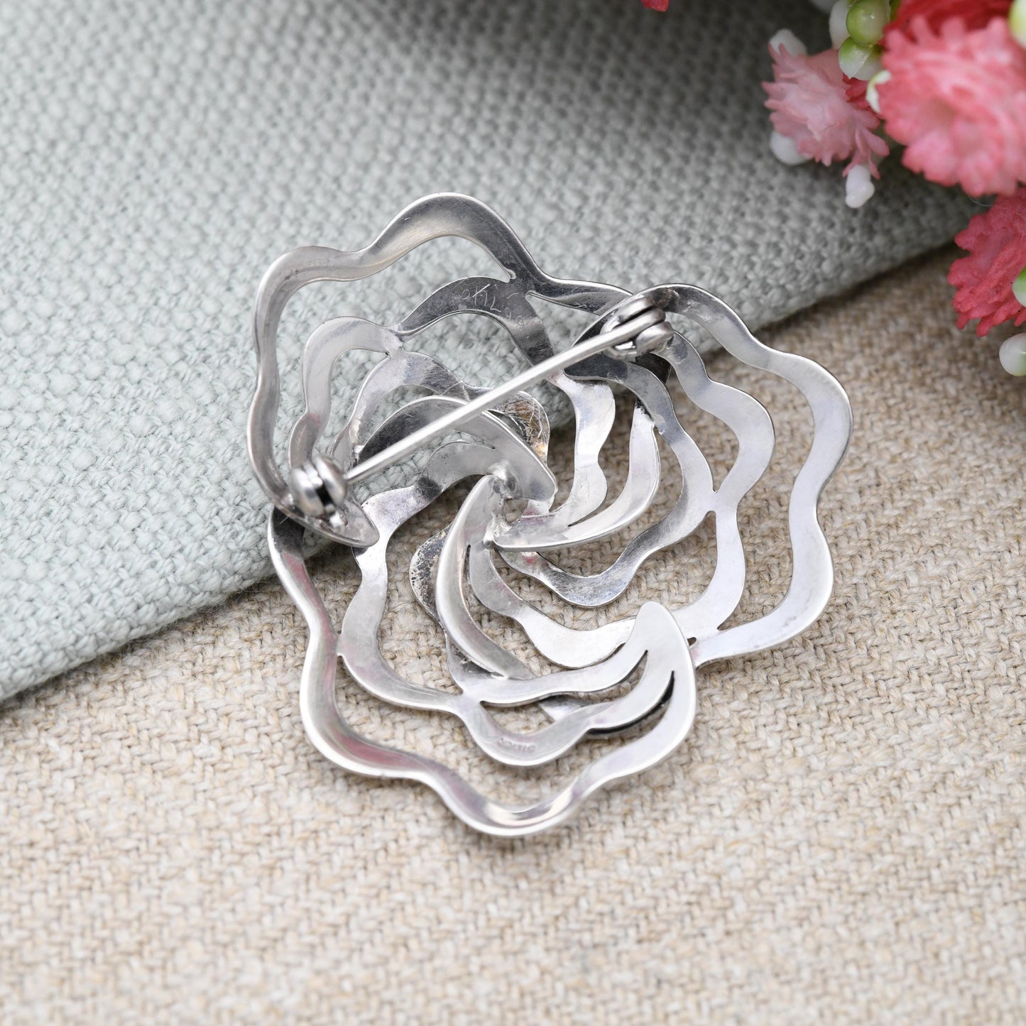 Vintage Mid-Century Modernist Sterling Silver Brooch - Openwork Figural Design | Textured Silver Jewellery | Abstract Flower Shape