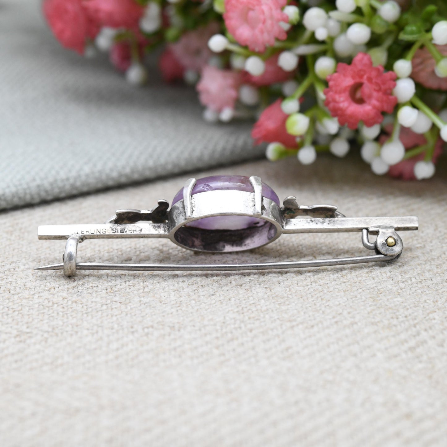 Antique Sterling Silver Art Deco Amethyst Bar Brooch - Egyptian Revival Floral Leaf Shoulders | Oval Cabochon Purple Stone