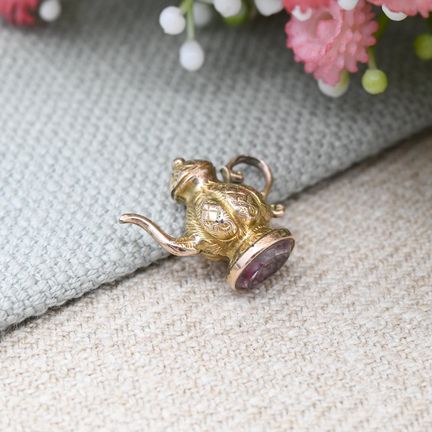 Vintage 9ct Gold Amethyst Teapot Charm Pendant - Detailed Ornate Kettle | Gift for Charm Bracelet Necklace Stack | Fob with Gemstone Base