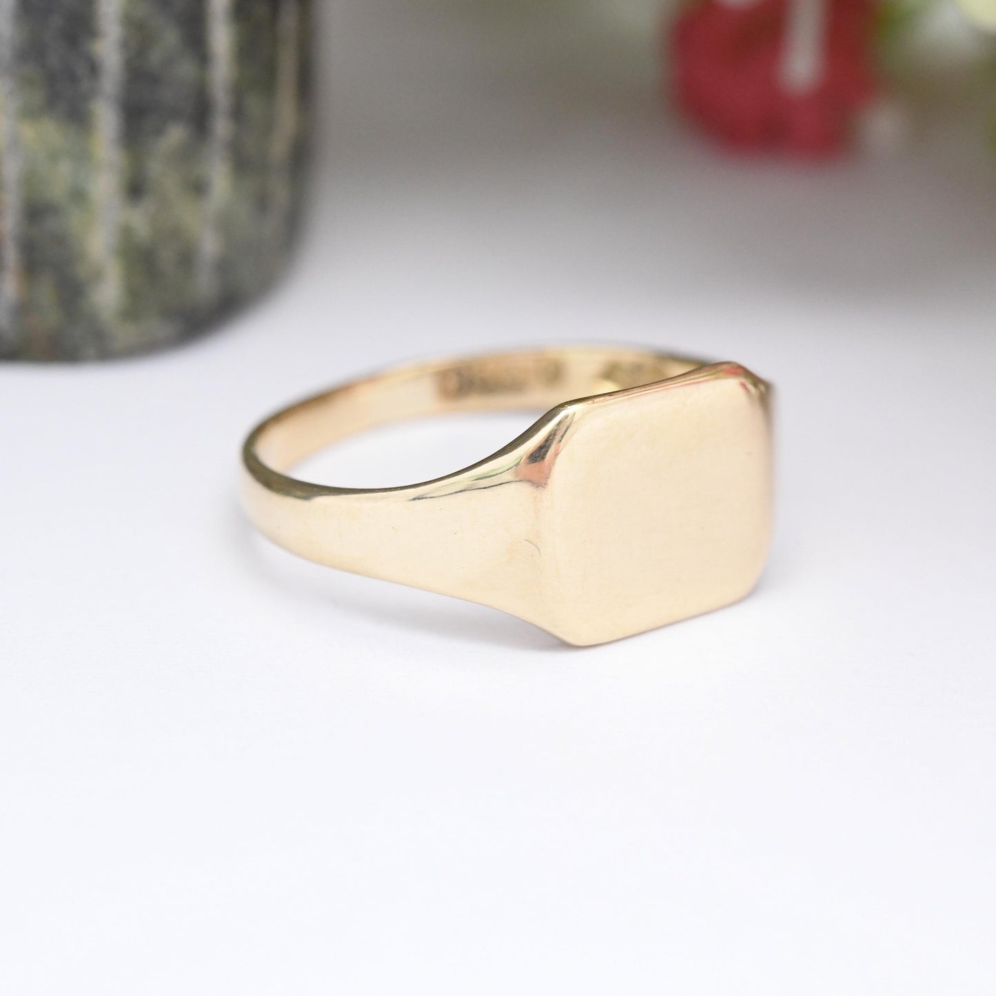 Vintage 9ct Gold Signet Ring S&Co - True Vintage Solid Gold Ring Unisex Everyday Gold Jewellery Gift for Him | UK Size - R | US Size - 8 1/2