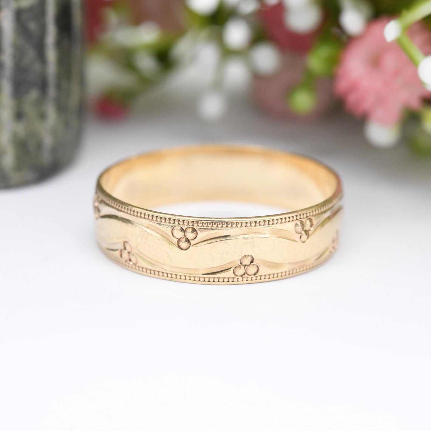 Vintage 9ct Gold Band Ring 2000 Millennium Hallmark - Y2K Carved Textured Pattern Unisex Large Wedding Band | UK Size Z 1/2 | US Size 12 3/4