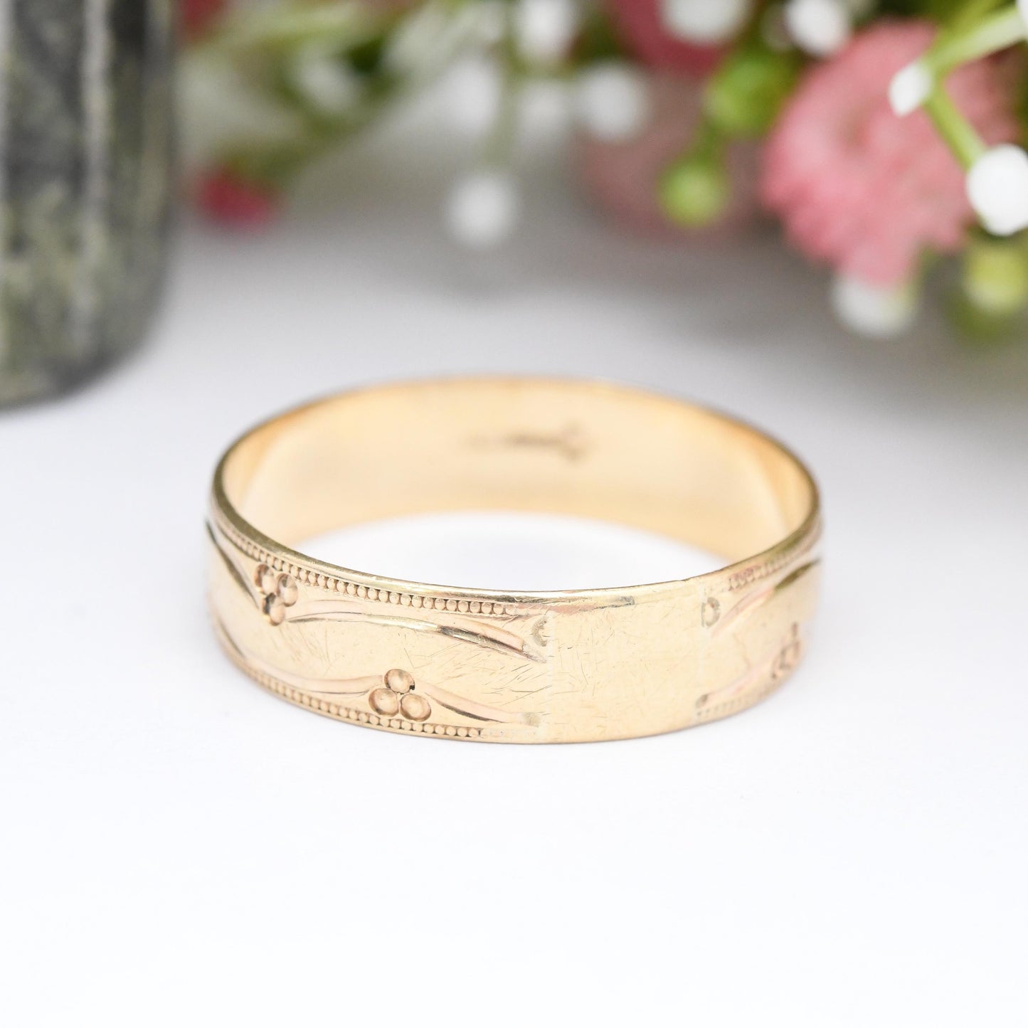 Vintage 9ct Gold Band Ring 2000 Millennium Hallmark - Y2K Carved Textured Pattern Unisex Large Wedding Band | UK Size Z 1/2 | US Size 12 3/4