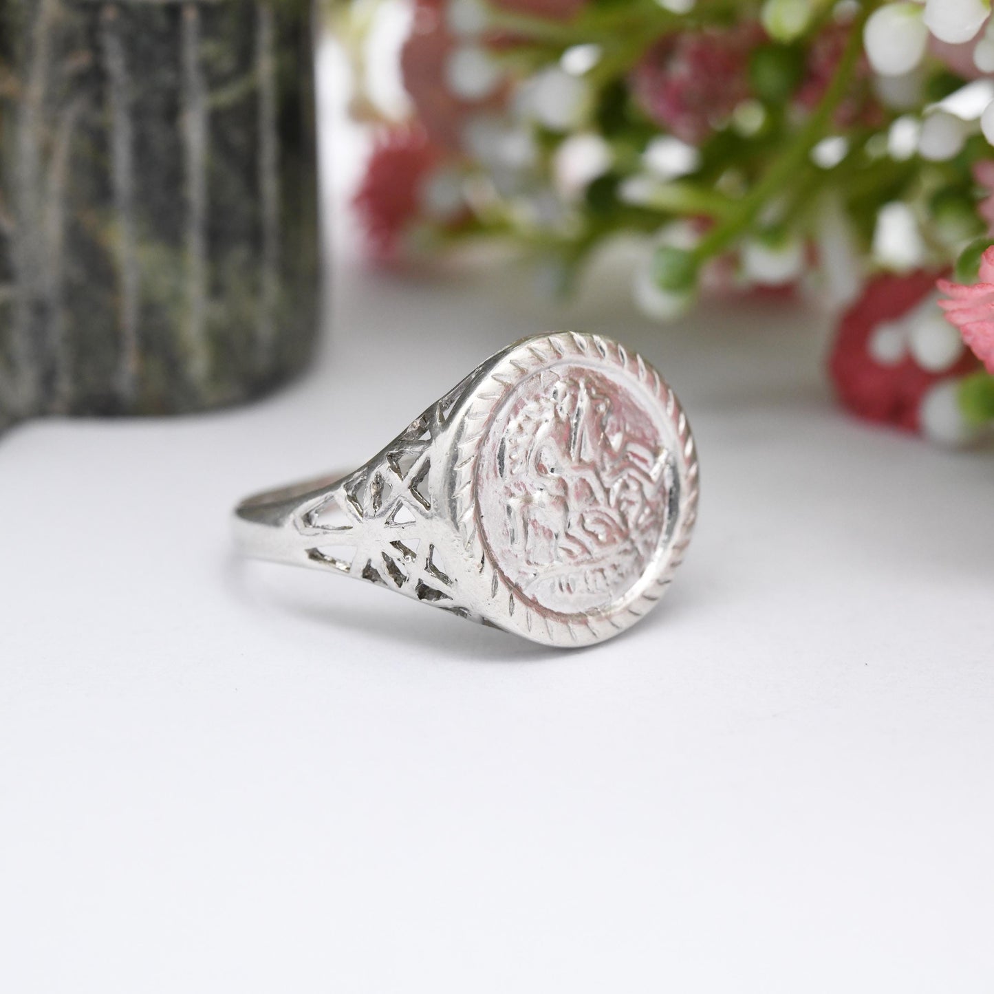 Vintage Sterling Silver Saint George and the Dragon Signet Ring - English Coin Theme Jewellery | Large Size | UK Size - V | US Size - 10 1/2
