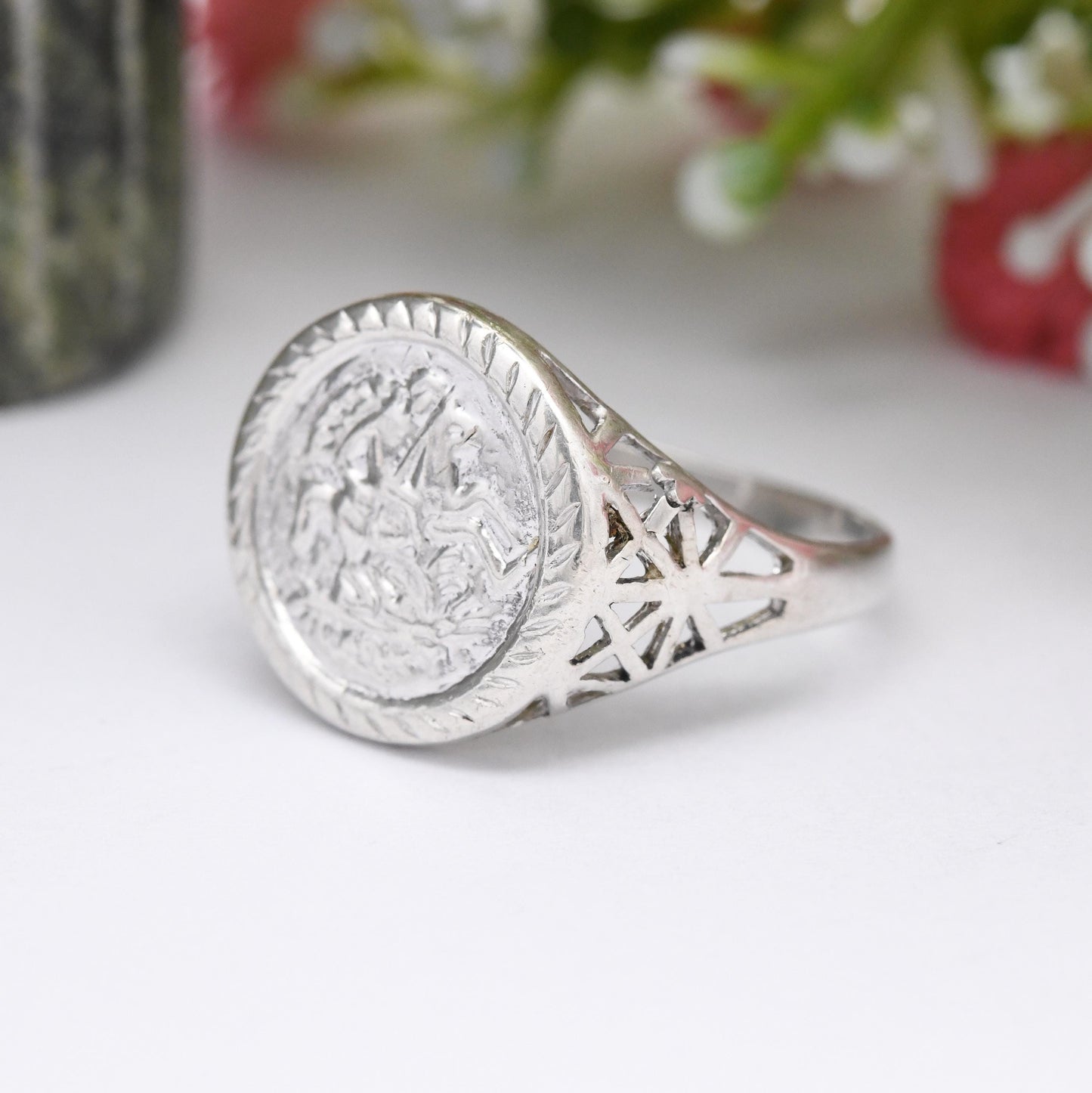 Vintage Sterling Silver Saint George and the Dragon Signet Ring - English Coin Theme Jewellery | Large Size | UK Size - V | US Size - 10 1/2