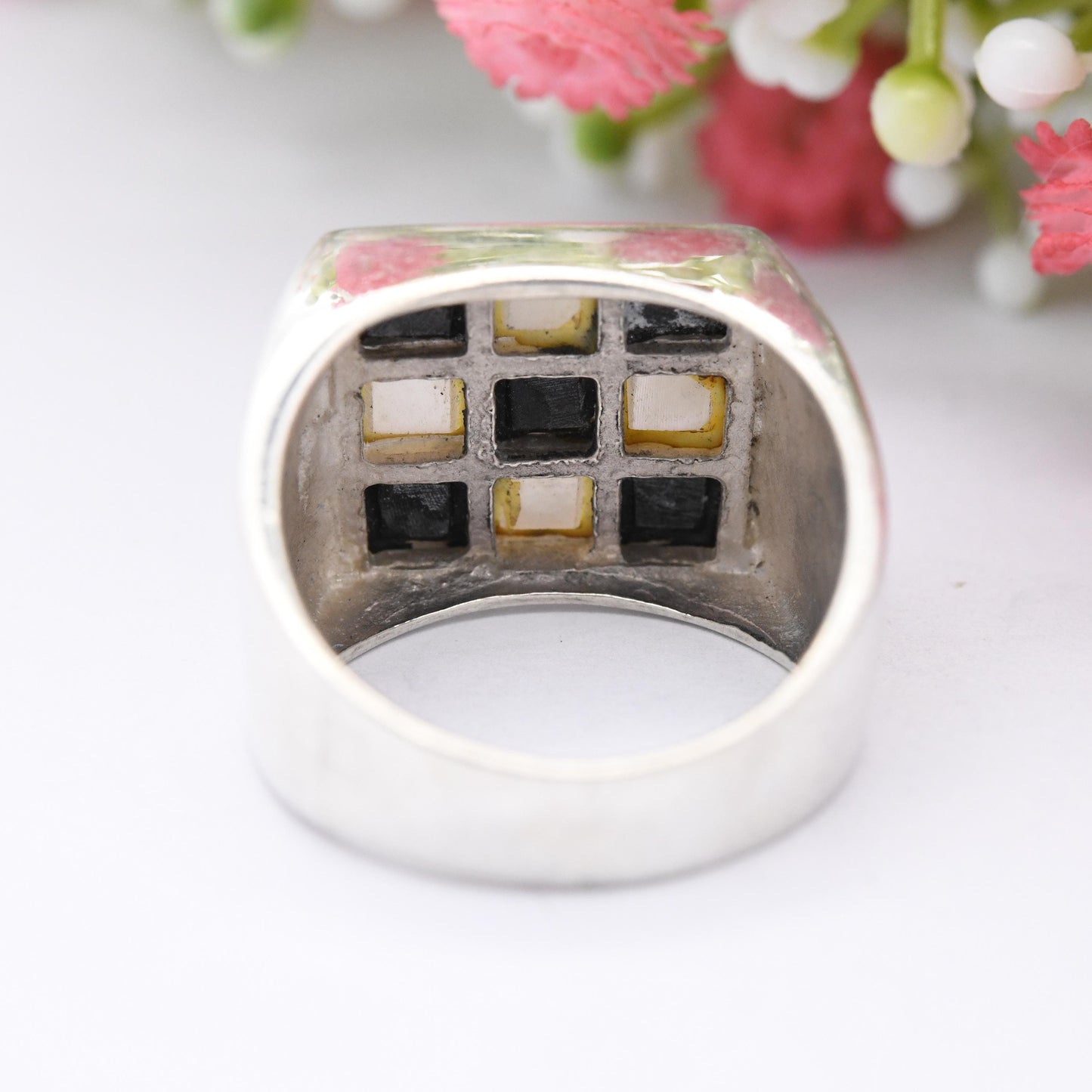 Vintage Sterling Silver Chess Signet Ring with Onyx and Mother of Pearl - Black and White Gem Checkerboard | UK Size - P 1/2 | US Size - 8