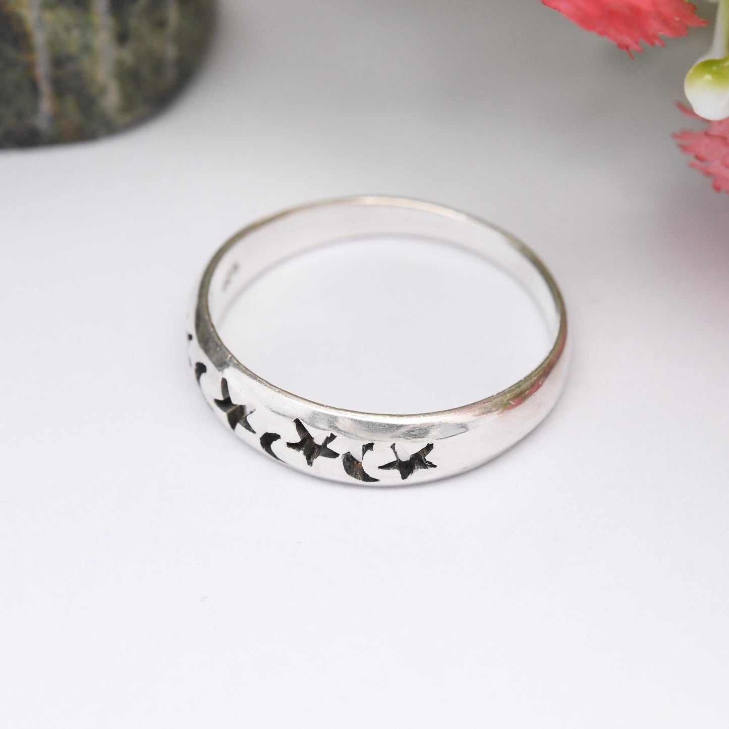 Sterling Silver Moon and Stars Band Ring - Cut Out Shapes Crescent Moon | Minimal Everyday Silver Jewellery | UK Size - T | US Size - 9 3/4