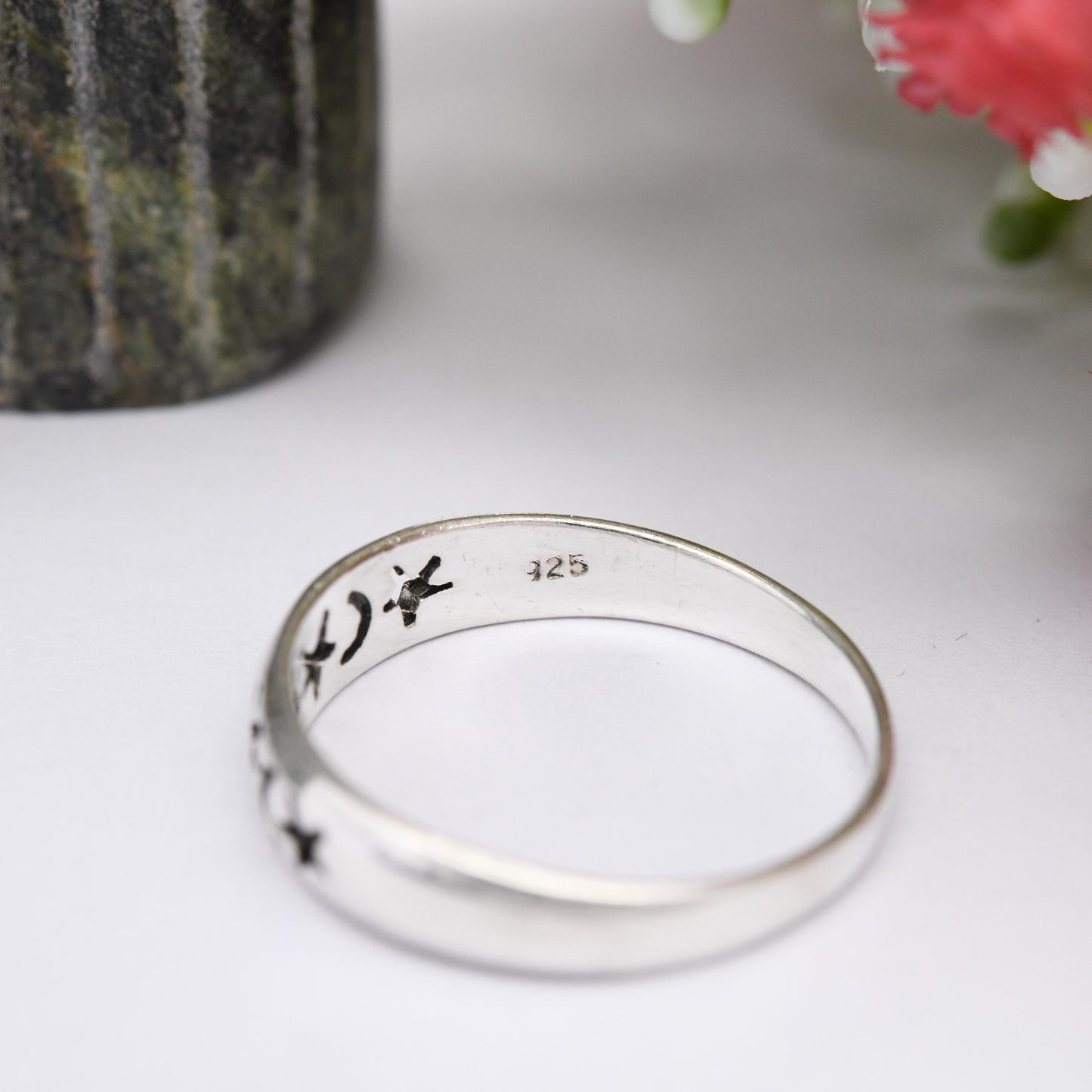 Sterling Silver Moon and Stars Band Ring - Cut Out Shapes Crescent Moon | Minimal Everyday Silver Jewellery | UK Size - T | US Size - 9 3/4
