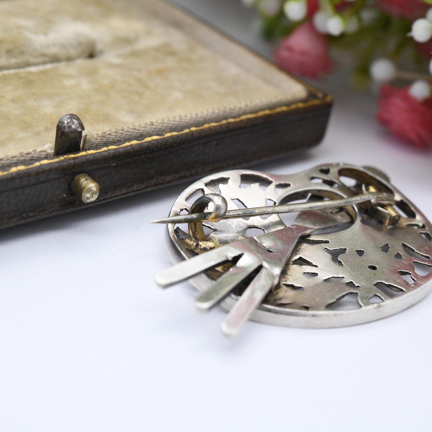 Antique Sterling Silver and Gold Paint Palette Brooch with Engraved Flower Design - Yellow Gold Rose Gold | Unusual Gift for Artist Painter