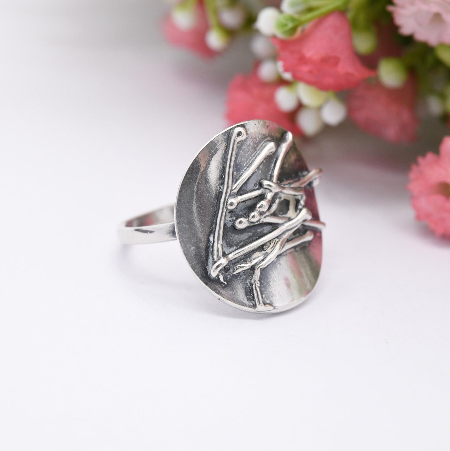 Vintage Sterling Silver Abstract Design Ring - Studio Style Modernist Silver Jewellery Artistic Gift | UK Size - P 1/2 | US Size - 7 3/4