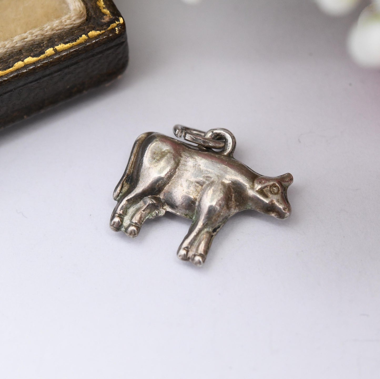 Vintage Sterling Silver Cow Charm Pendant - Puffed Animal Jewellery Gift for Nature Lover Farm Charm Bracelet Standing Farm Animal