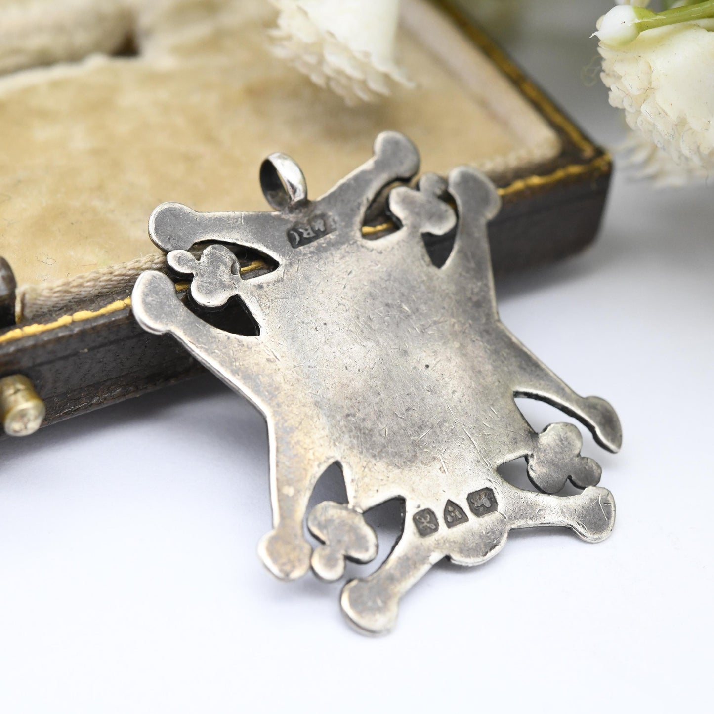 Antique Edwardian Sterling Silver Watch Fob Pendant 1908 with Blank Shield to Front - Hand-Engraved Solid Silver Jewellery Unisex Pendant