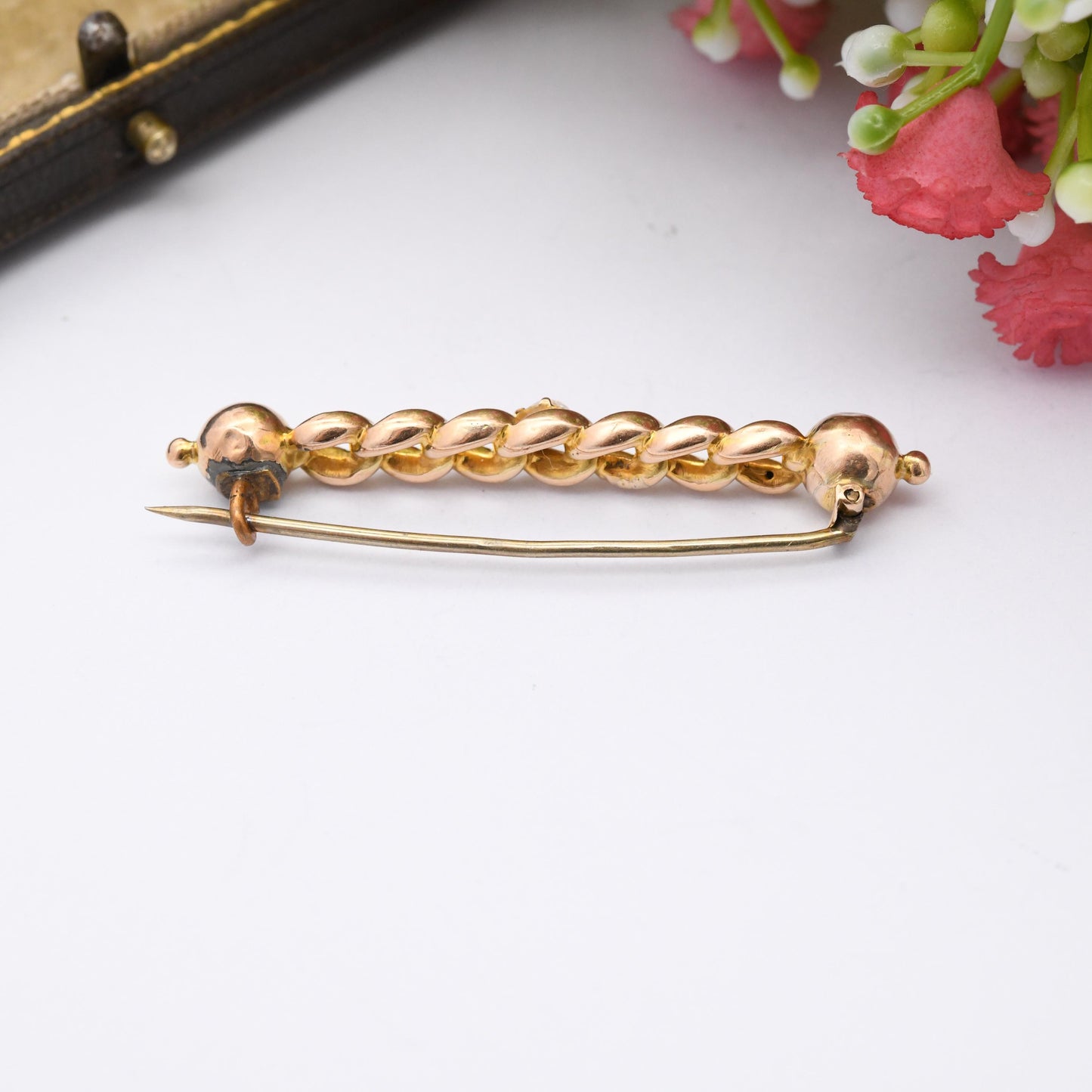 Antique 9ct Gold Chain Link Bar Brooch with Clear Paste Stone - Pretty Minimal Solid Gold Jewellery Edwardian Gold Jewellery Christmas Gift