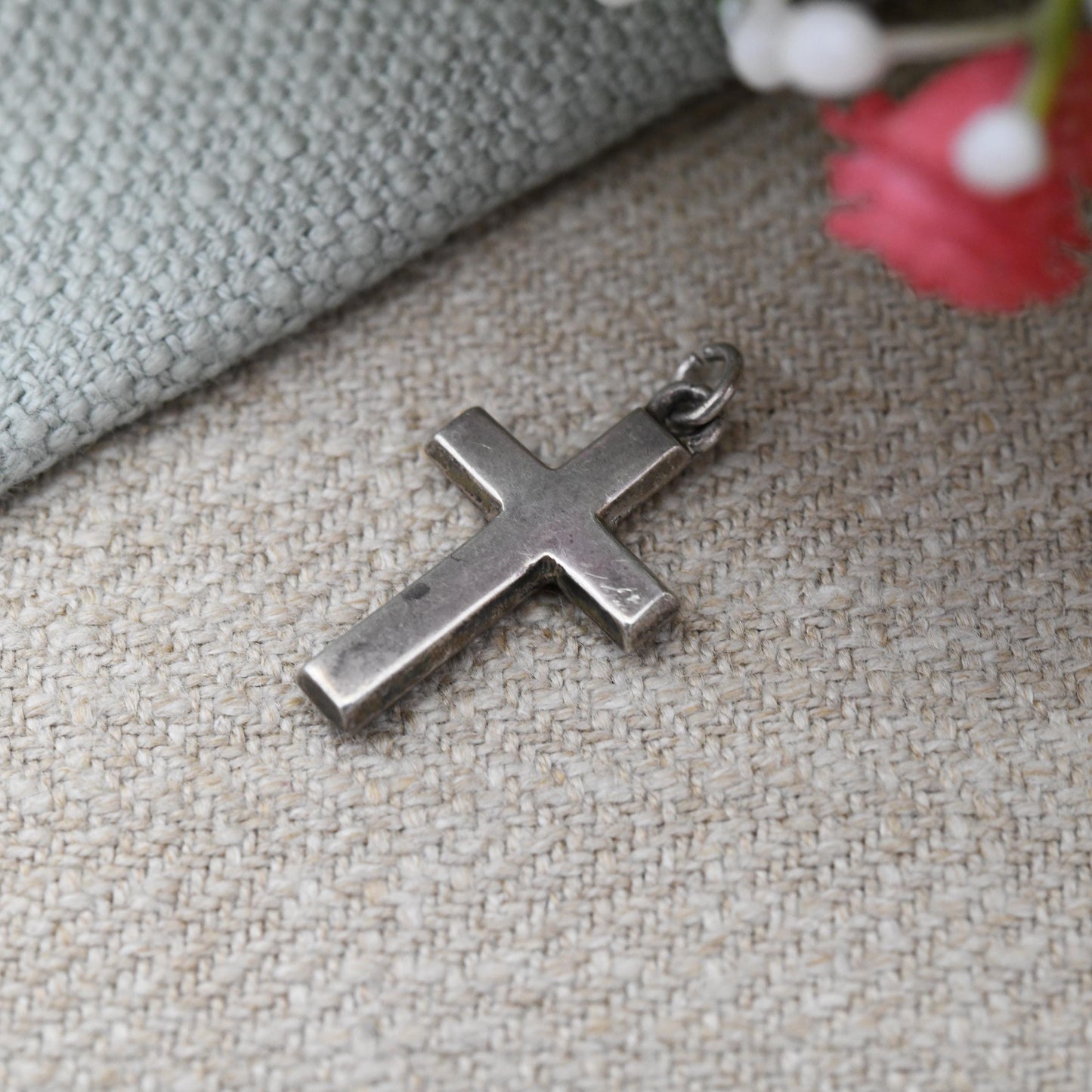 Vintage Sterling Silver Cross Pendant - Sweet Christening Jewellery Gift Present Christian Charm for Necklace Hollow Silver Plain Cross