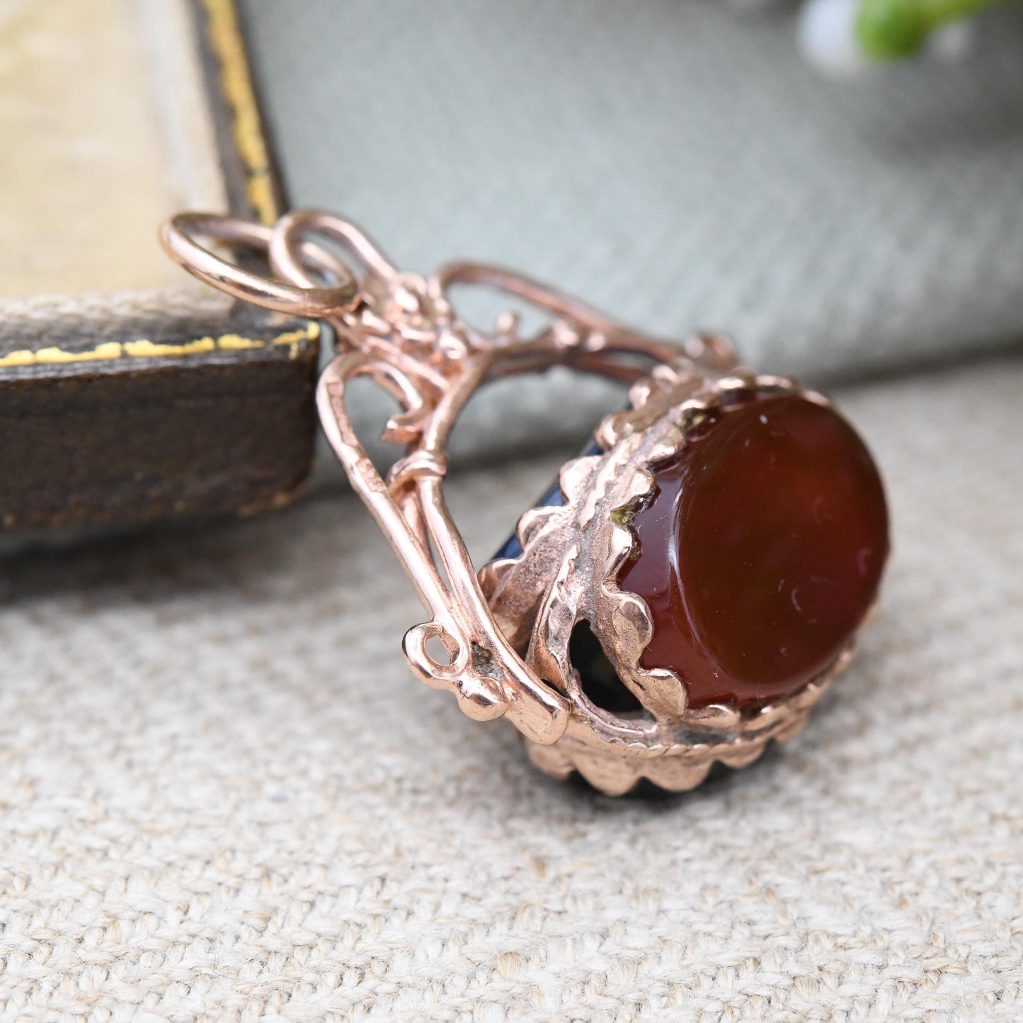 Vintage 9ct Rose Gold Spinner Fob 1992 Carnelian Onyx - Gemstone Watch Fob Pendant Antique Style Pretty Unusual Stone Flower Fob Charm