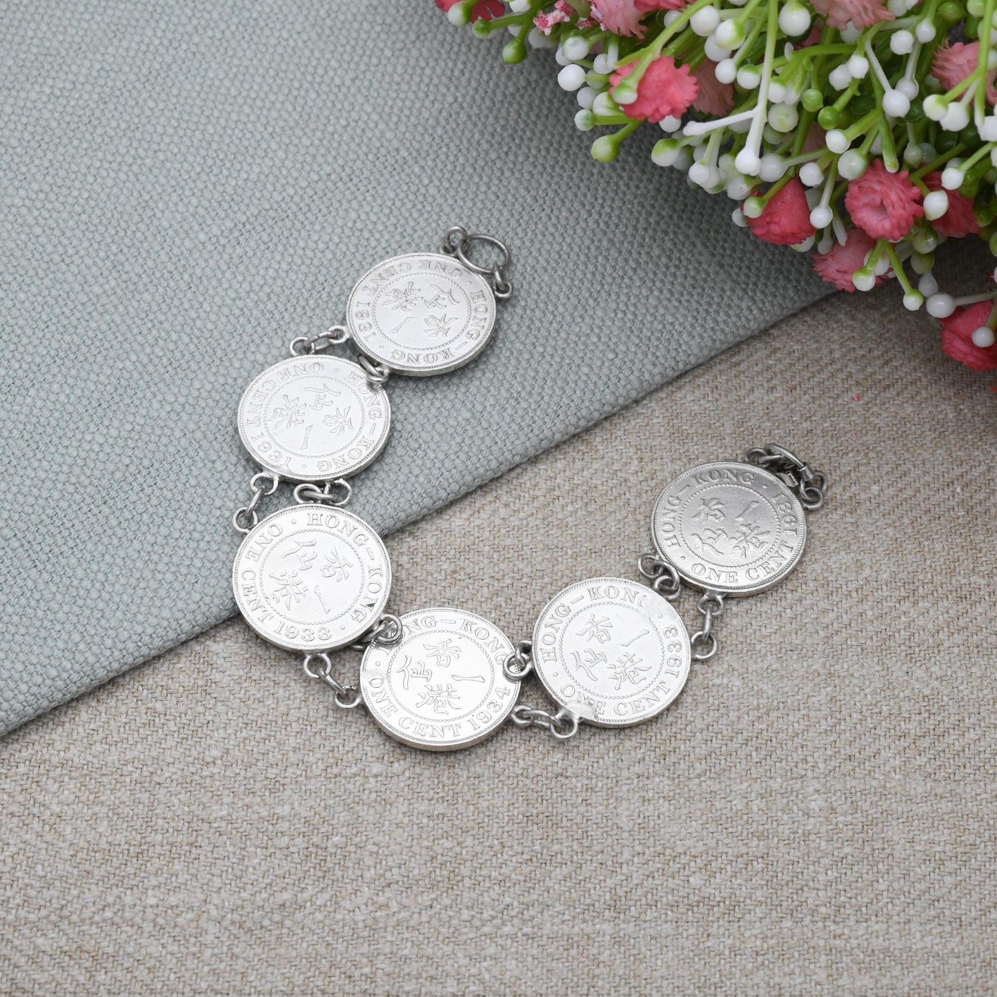 Vintage Hong Kong One Cent Coin Bracelet 1931 1934 - George V King and Emperor | Small Type Chinese Coin Souvenir Jewellery | Silver Plated