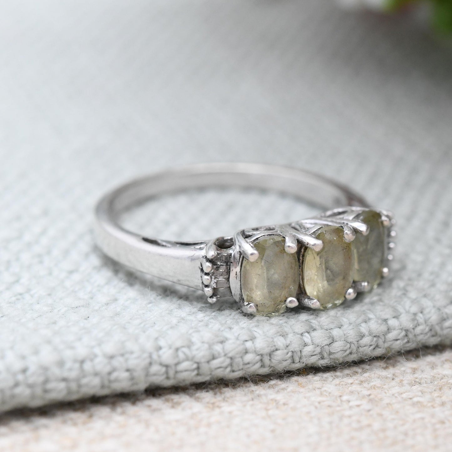 Vintage Sterling Silver Peridot Trilogy Ring Three Stone with Diamond Side Stones - Pretty Green Gemstone | UK Size - M 1/2 US Size - 6 1/2