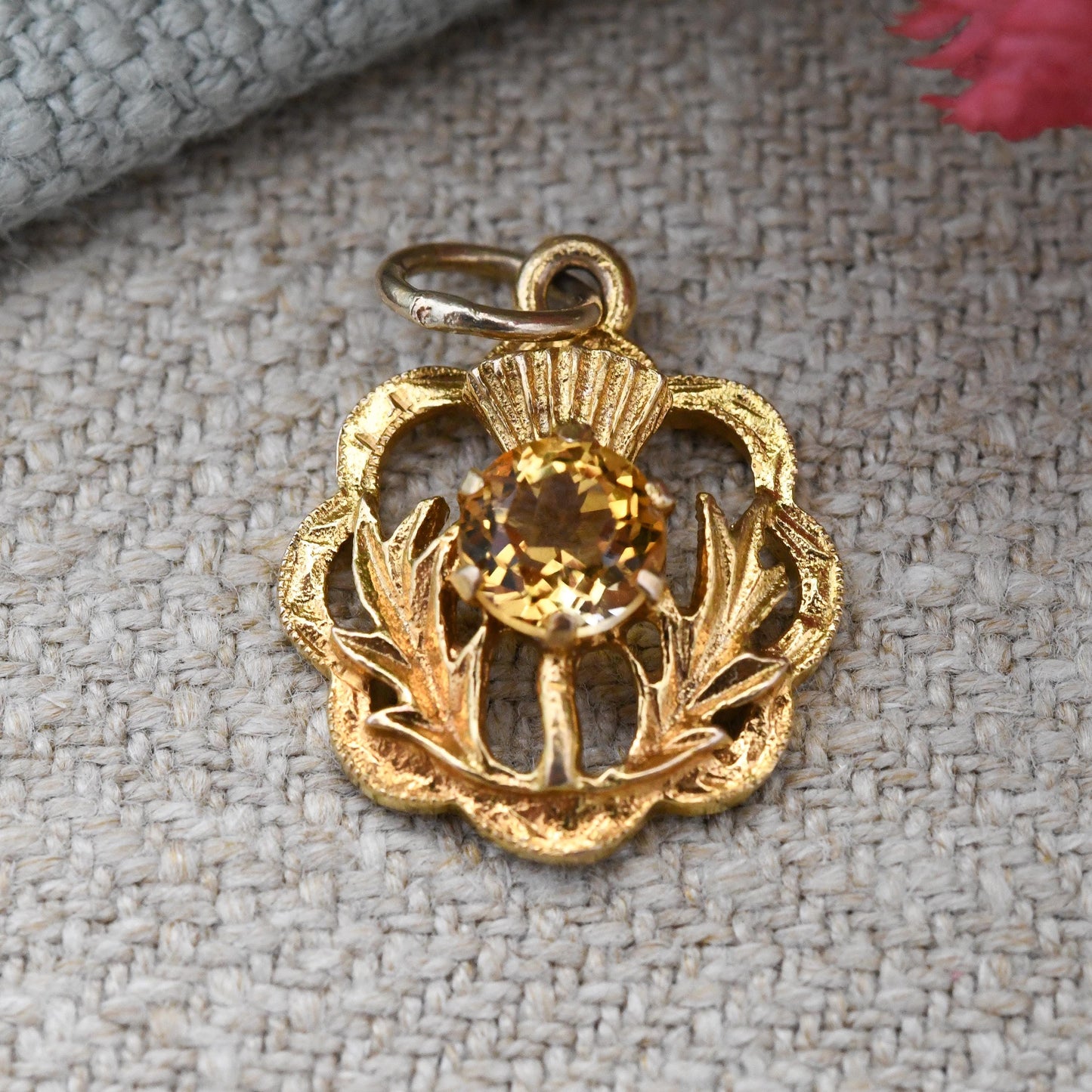 Vintage 9ct Gold Thistle Pendant 1965 with Citrine Paste Stone - Scottish Flower Scotland Thistle Charm Pretty Gold Necklace Gift A&Co