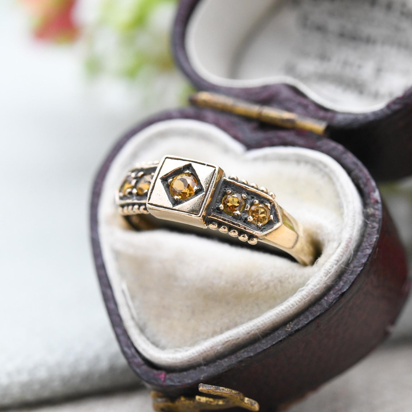 Granulated 9ct Gold Ring with Orange Stones 2000 - Faceted Gemstone Jewellery | Pretty Diamond Shape | UK Size - N | US Size - 6 1/2