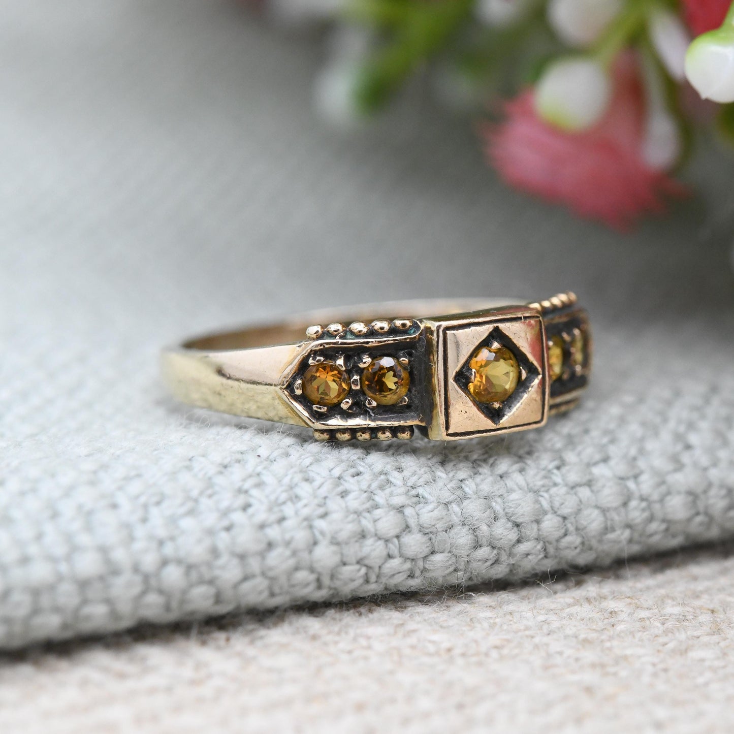 Granulated 9ct Gold Ring with Orange Stones 2000 - Faceted Gemstone Jewellery | Pretty Diamond Shape | UK Size - N | US Size - 6 1/2