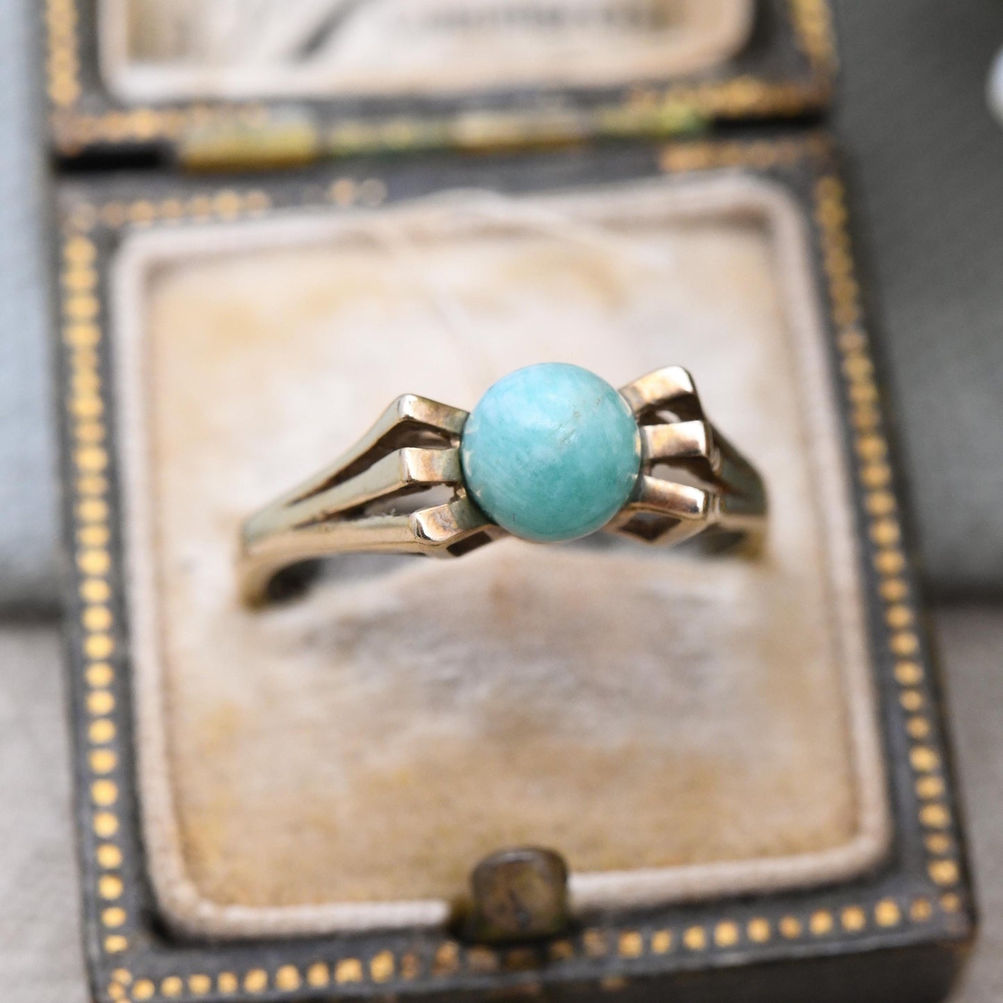Vintage 9ct Gold Larimar Ring 1976 - Art Deco Shape Statement Solitaire Sphere | Stylish 1970s Jewellery | UK Size - O | US Size - 7 1/4