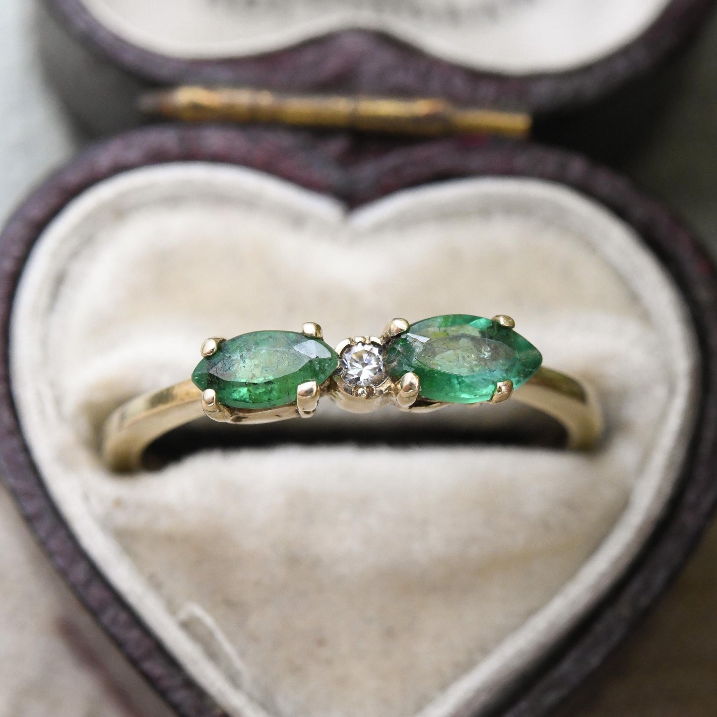 Vintage 14ct Gold Emerald and Diamond Ring - Green Gemstone Stacking Ring | Unusual Vintage Gold Jewellery Gift | UK Size - M | US Size - 6