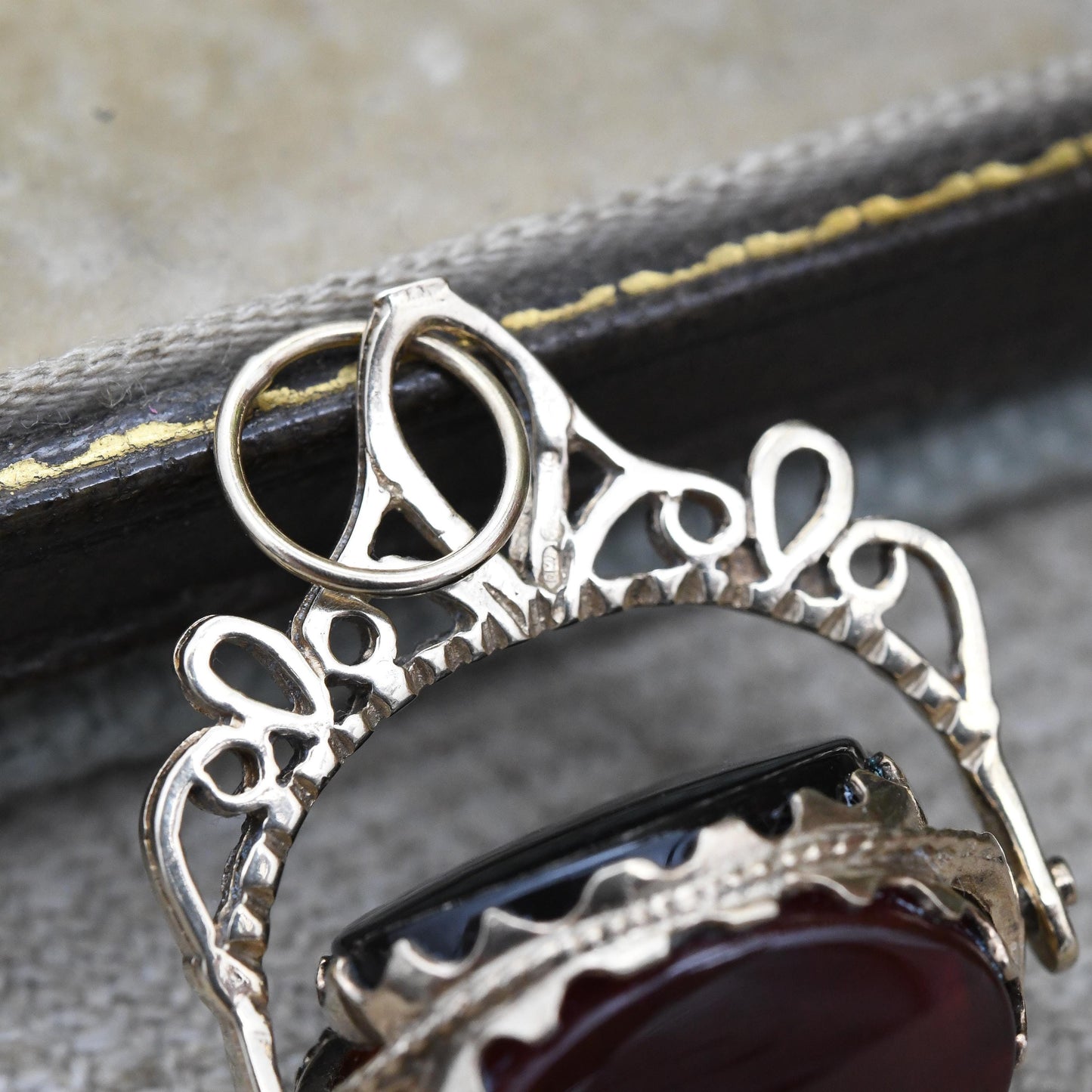 Vintage 9ct Gold Gemstone Spinner Fob Bloodstone Carnelian Onyx - Gemstone Watch Fob Pendant | Antique Style | Heliotrope Jasper