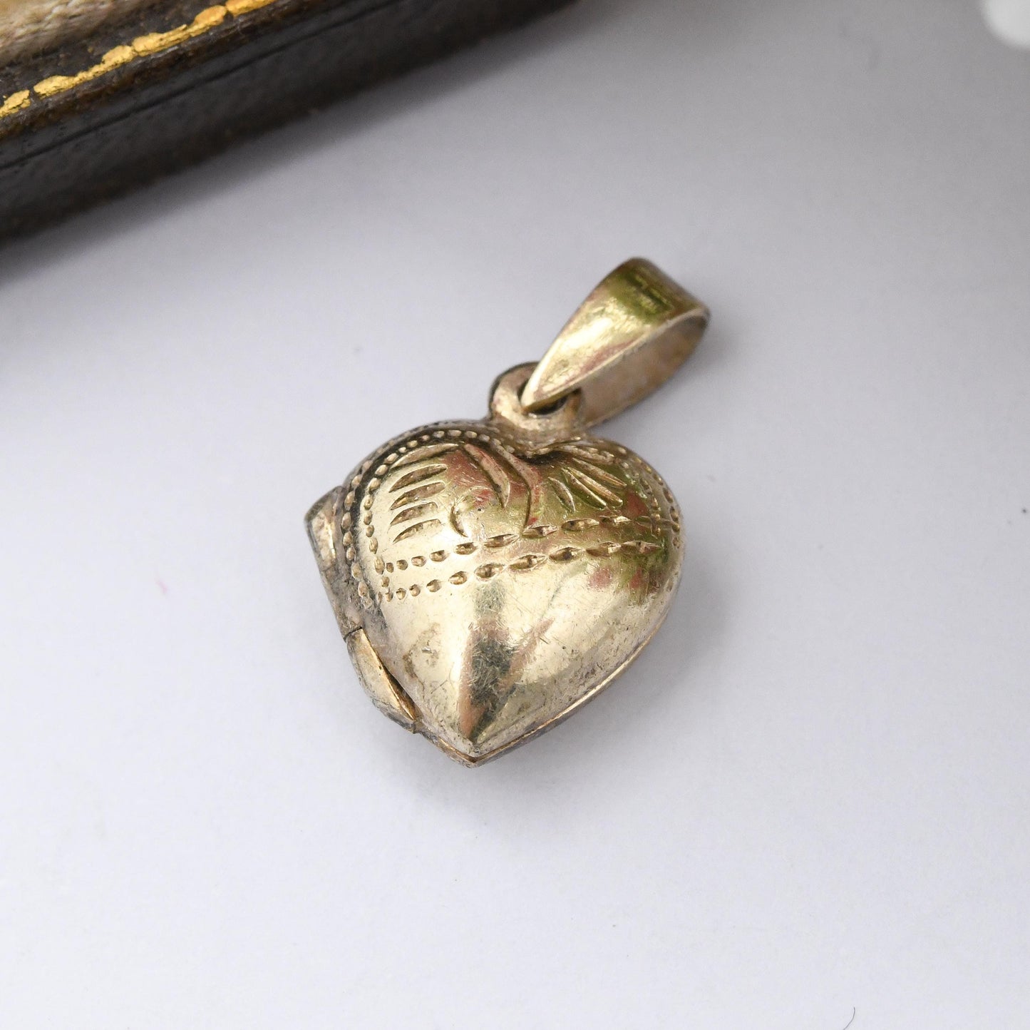 Vintage Gold Plated Sterling Silver Heart Locket Pendant - Small Necklace Charm Love Heart Shaped Engraved Locket Pretty Gift for Her