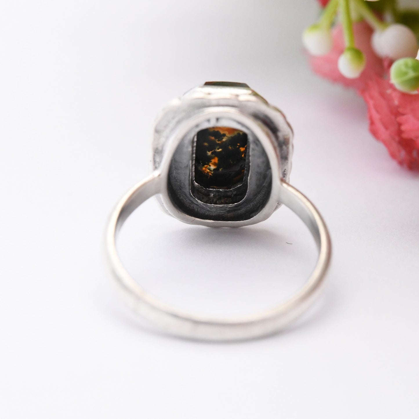 Vintage Sterling Silver Moss Agate Ring with Marcasite Border - True Vintage Art Deco Style Cocktail 1940s | UK Size - M | US Size - 6 1/4