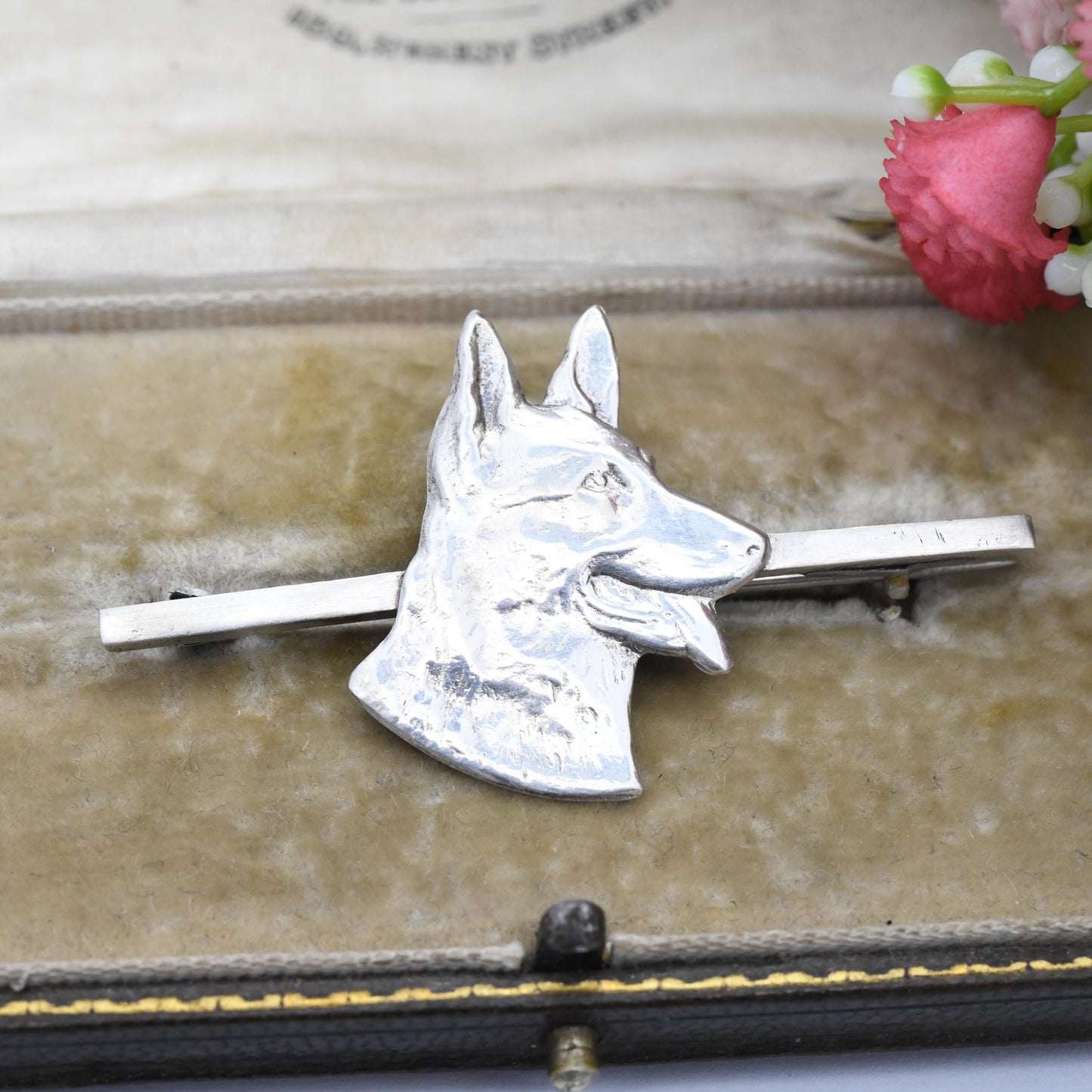 Vintage Sterling Silver German Shepherd Bar Brooch 1930s 1940s - Art Deco Dog Brooch Silver Animal Jewellery | Realistic Dog with Fur Tongue