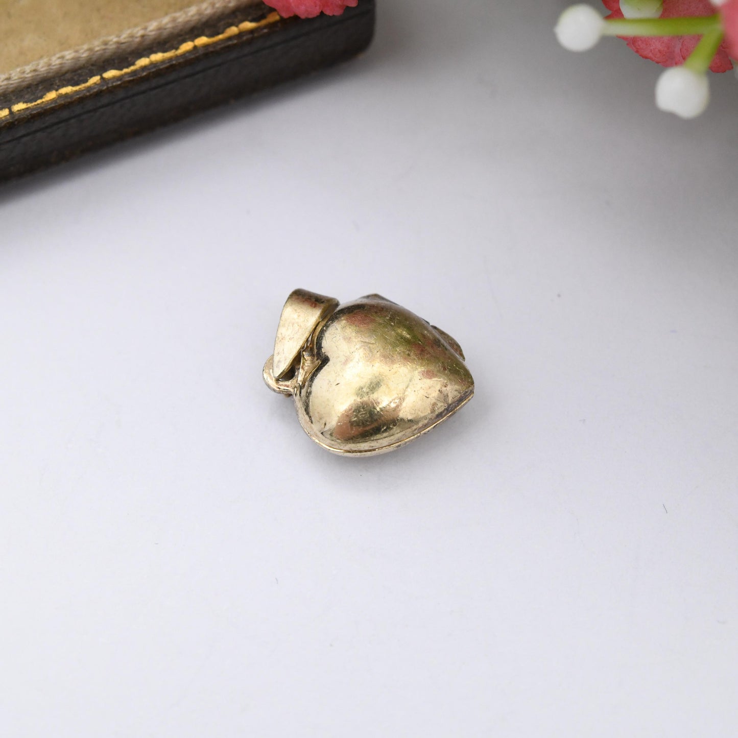 Vintage Gold Plated Sterling Silver Heart Locket Pendant - Small Necklace Charm Love Heart Shaped Engraved Locket Pretty Gift for Her