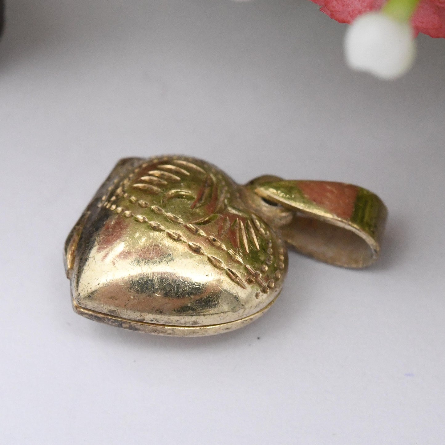 Vintage Gold Plated Sterling Silver Heart Locket Pendant - Small Necklace Charm Love Heart Shaped Engraved Locket Pretty Gift for Her