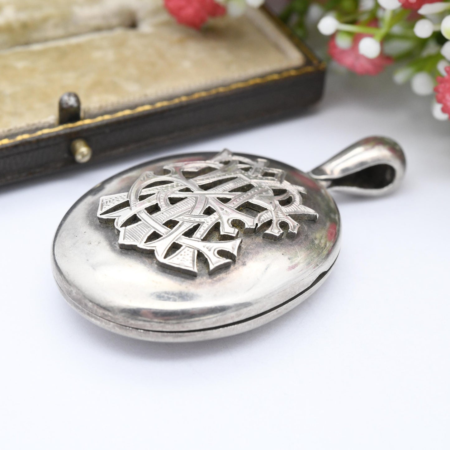 Antique Victorian Sterling Silver Monogram Locket Interwoven Letters ATE - Oval Pendant Engraved Sentimental Initial Gift Aesthetic Movement