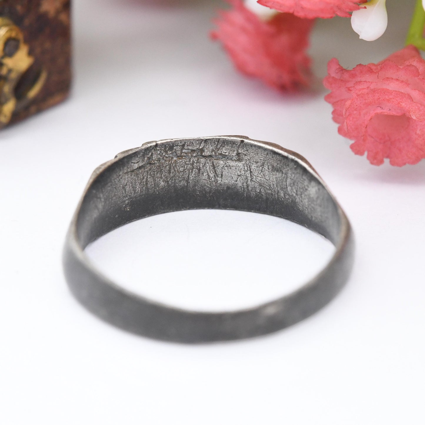 Antique Sterling Silver Signet Ring Engraved AR - Hand Engraving Design Interesting Unisex Silver Jewellery | UK Size - S | US Size - 9