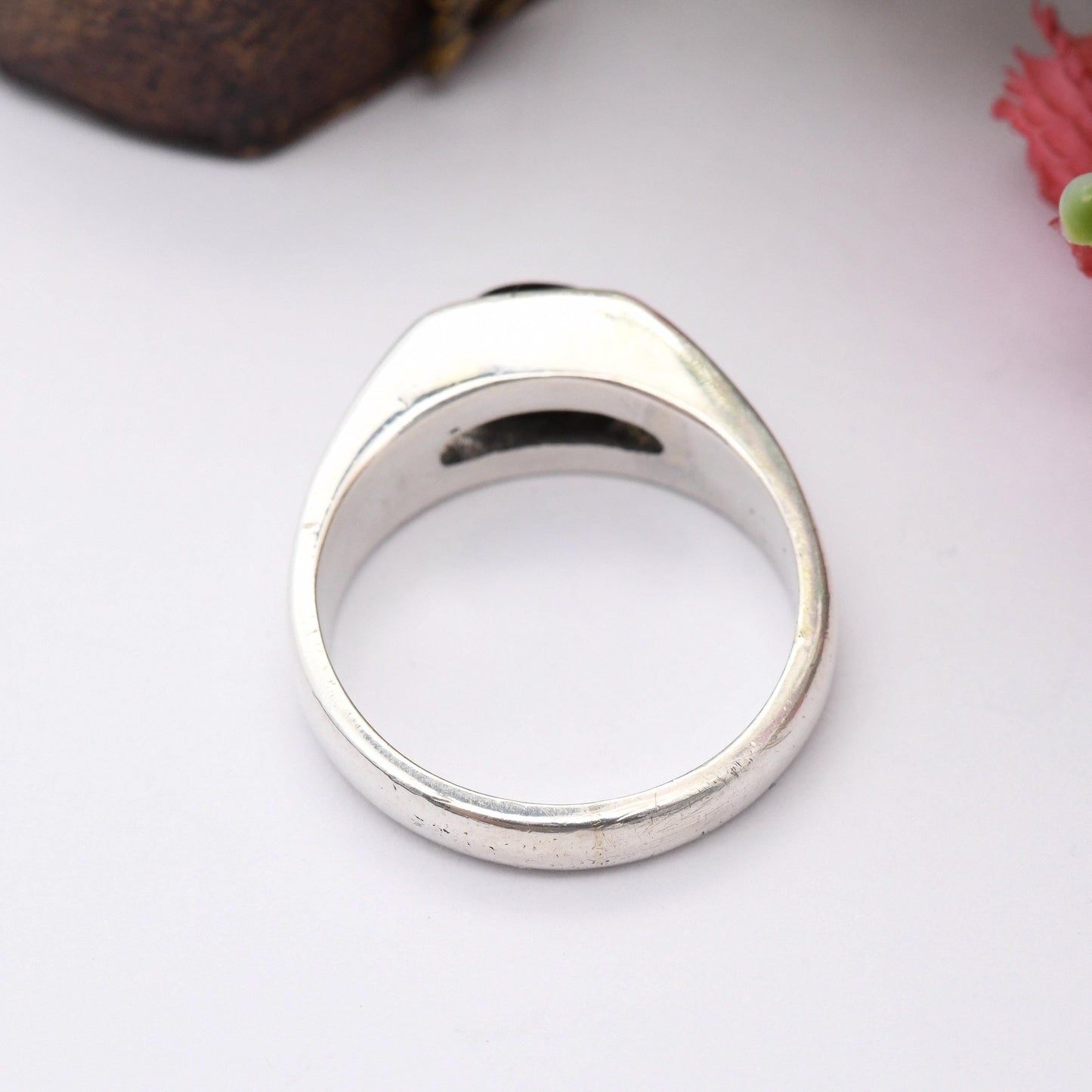 Vintage Sterling Silver Black Stone Tension Ring - Solid Silver Statement Ring Minimalist Design | UK Size - N | US Size - 6 3/4