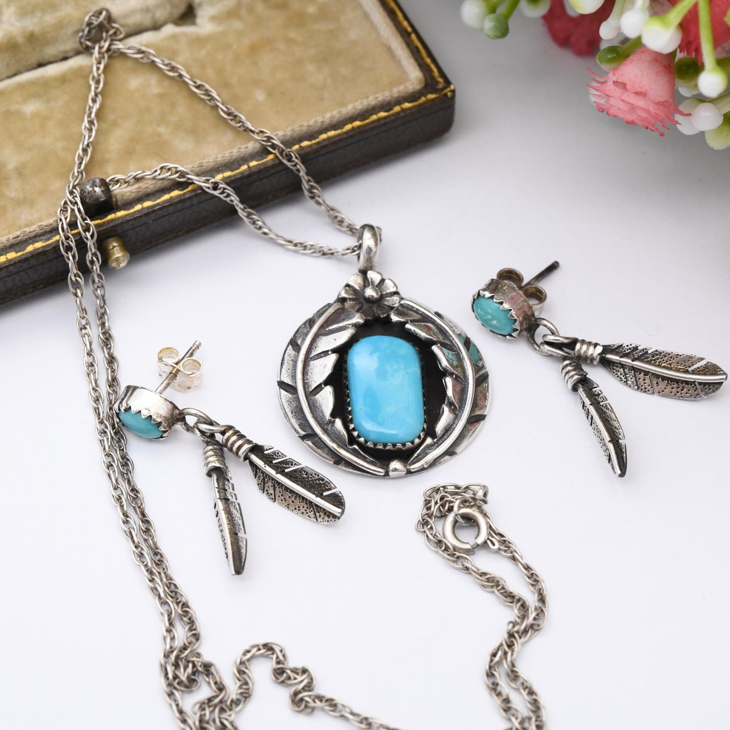 Vintage Southwestern Sterling Silver Turquoise Jewellery Set Pendant Necklace and Earrings - Cabochon Blue Stone Feathers Flower | Gift