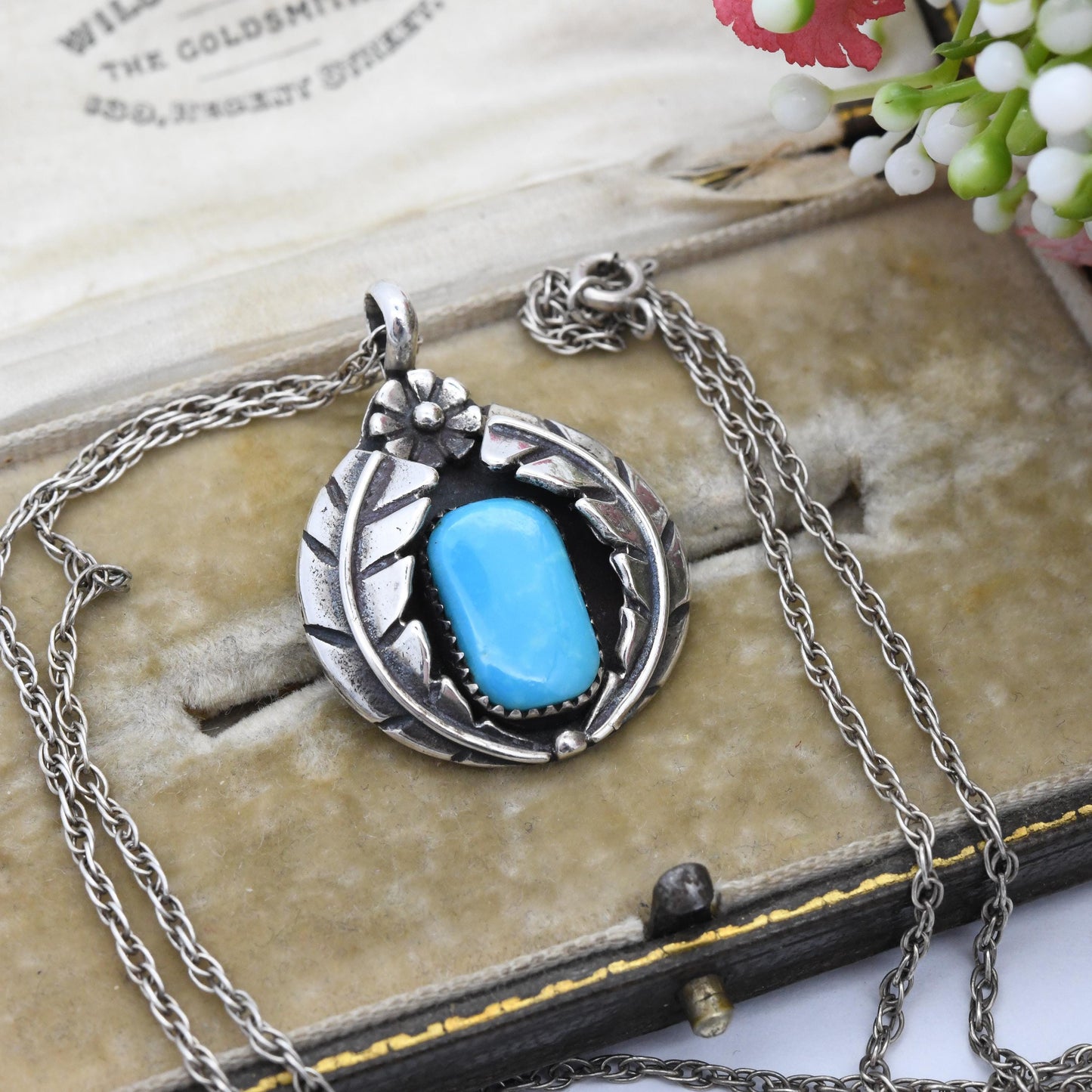 Vintage Southwestern Sterling Silver Turquoise Jewellery Set Pendant Necklace and Earrings - Cabochon Blue Stone Feathers Flower | Gift