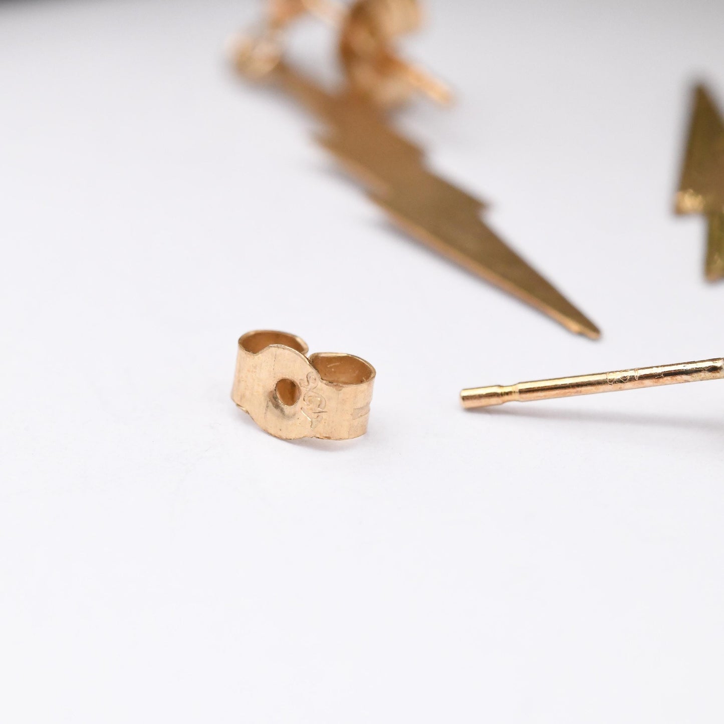 Vintage 9ct Gold Lightning Bolt Drop Earrings - with Butterfly Backs | Fun Minimal Gold Jewellery Gift