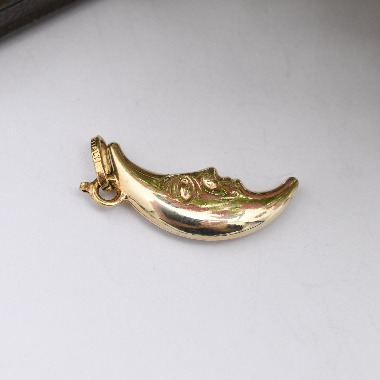 Vintage 9ct Gold Crescent Moon Pendant - Celestial Moon With Face Charm Pendant | Pretty Gift for Charm Necklace Stack | Double Sided 3D