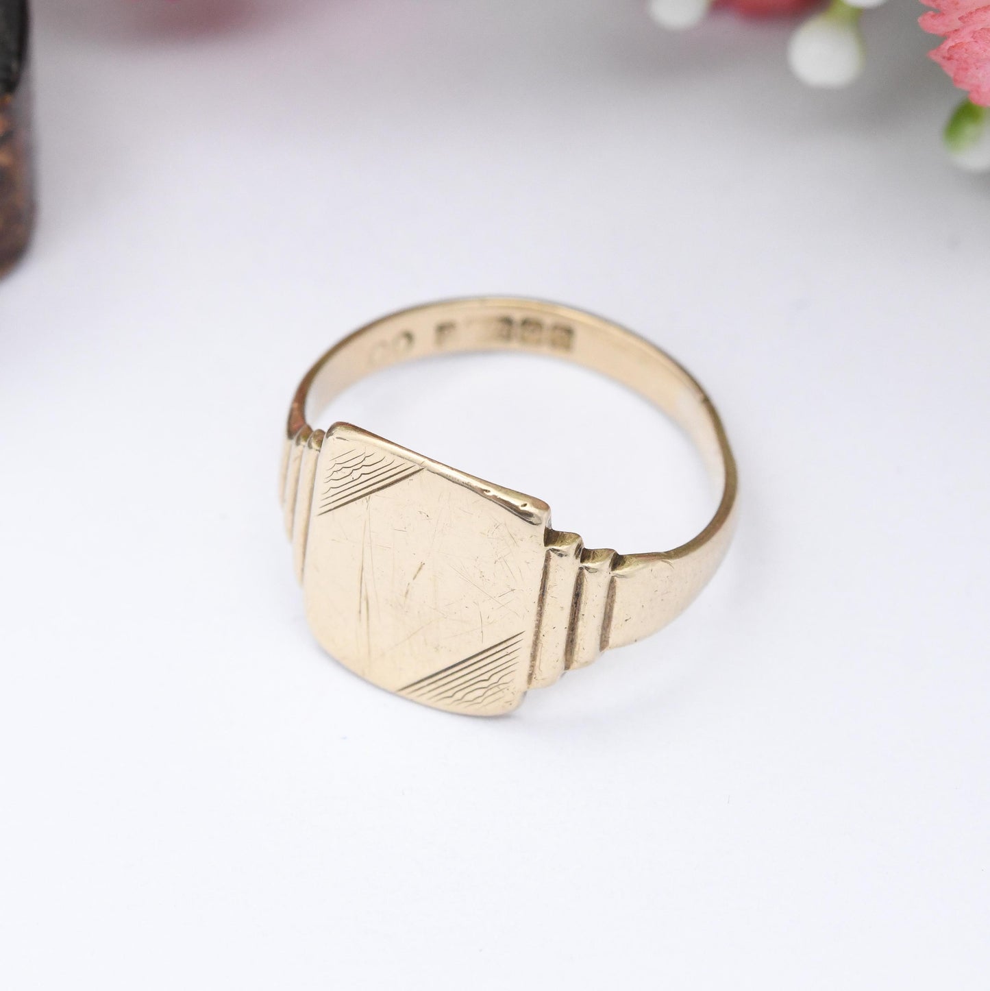 Vintage 9ct Gold Signet Ring 1967 - Art Deco Style Step Design | Gold Ring for Engraving Gift for Him | UK Size - O 1/2 | US Size - 7 1/2