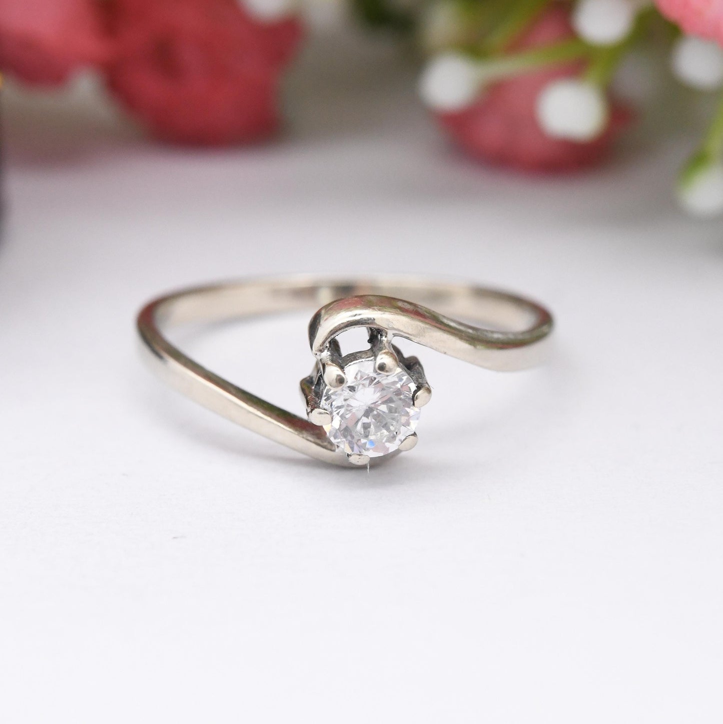 Vintage 9ct White Gold Solitaire Twist Ring CZ - Bypass Style Solitaire Engagement Ring | UK Size - N | US Size - 6 1/2