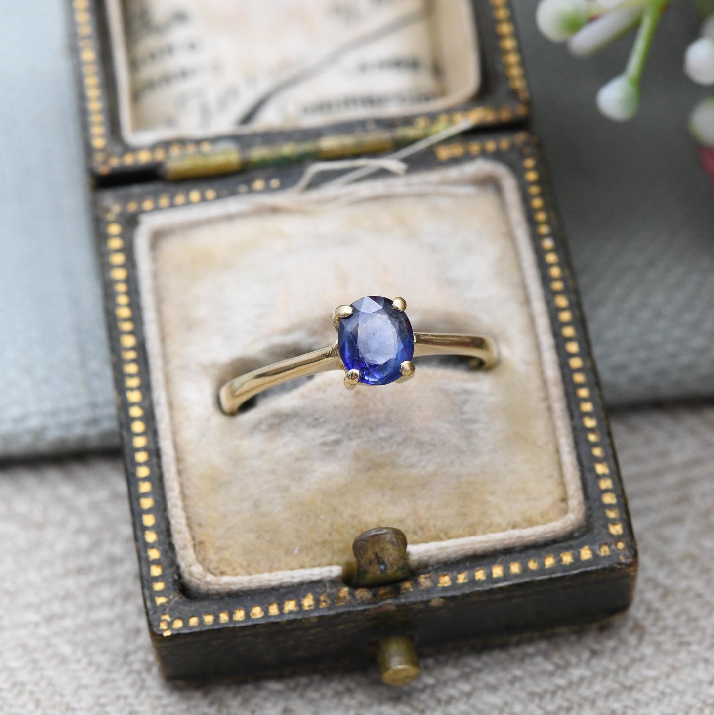 Vintage 18ct Gold Sapphire Solitaire Ring - Blue Gemstone Engagement Ring | September Birthstone Jewellery | UK Size - L | US Size - 5 3/4