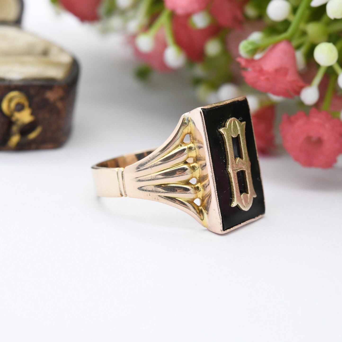 Vintage 9ct Gold Onyx Monogram Ring Letter H - Gold and Black Signet Ring Gift for Him | Large Size | UK Size - W 1/2 | US Size - 11 1/4