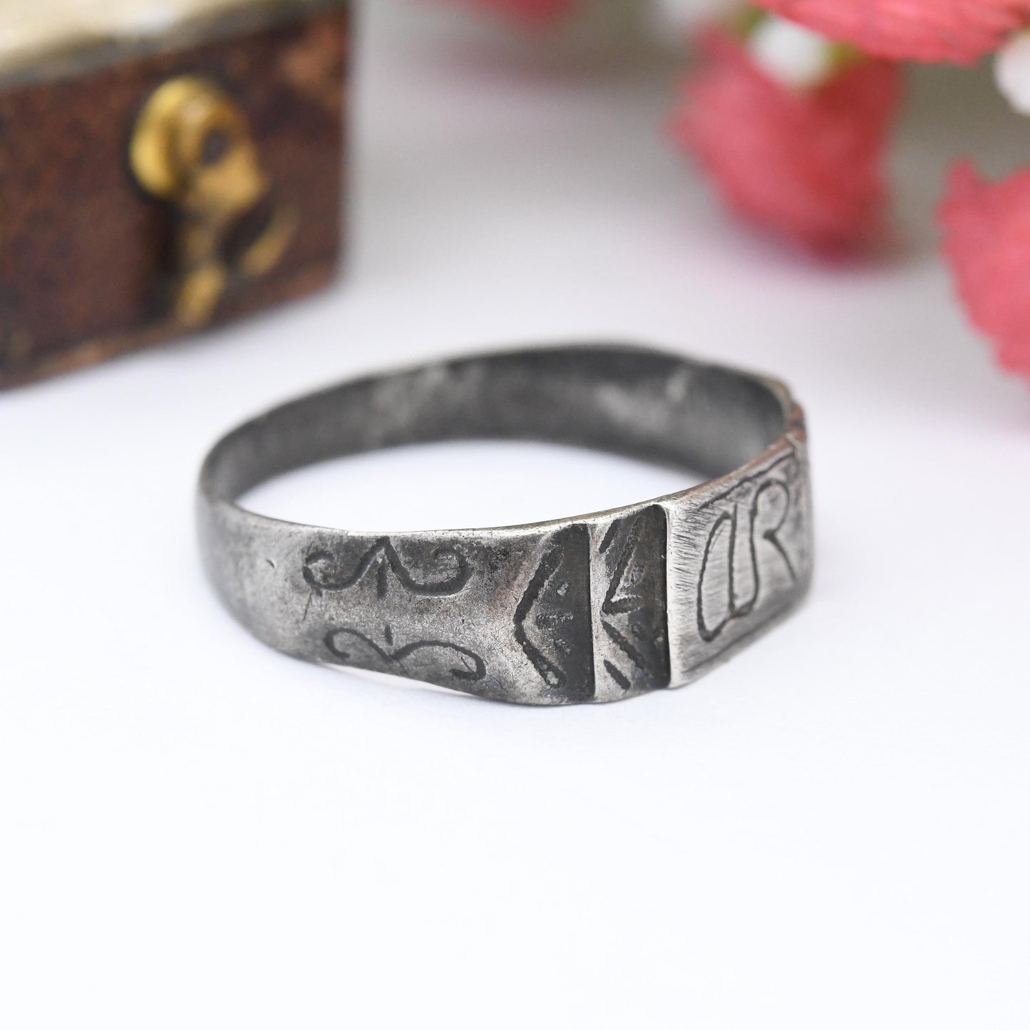 Antique Sterling Silver Signet Ring Engraved AR - Hand Engraving Design Interesting Unisex Silver Jewellery | UK Size - S | US Size - 9