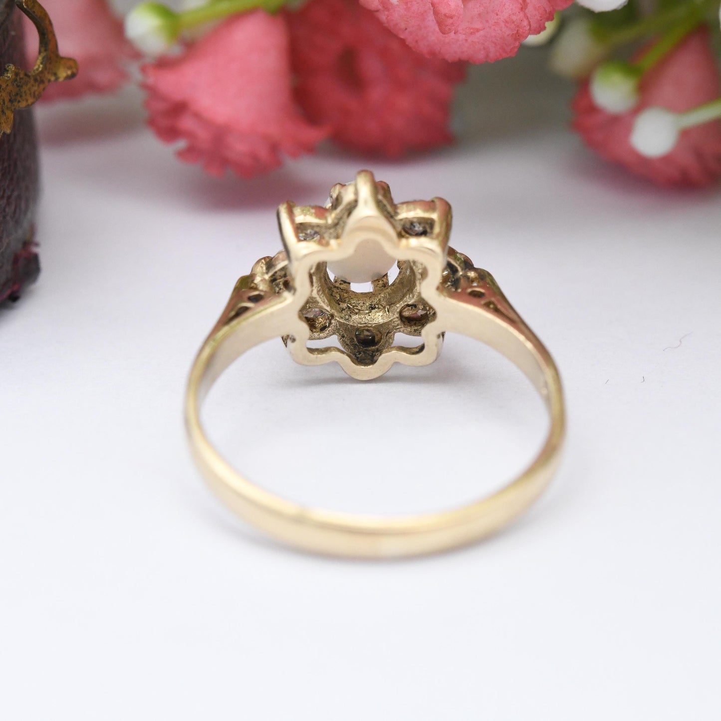Vintage 9ct Gold Opal Floral Cluster Ring 1982 - Pretty Mid-Century Flower Ring with Clear Stones Halo | UK Size - L | US Size - 5 3/4