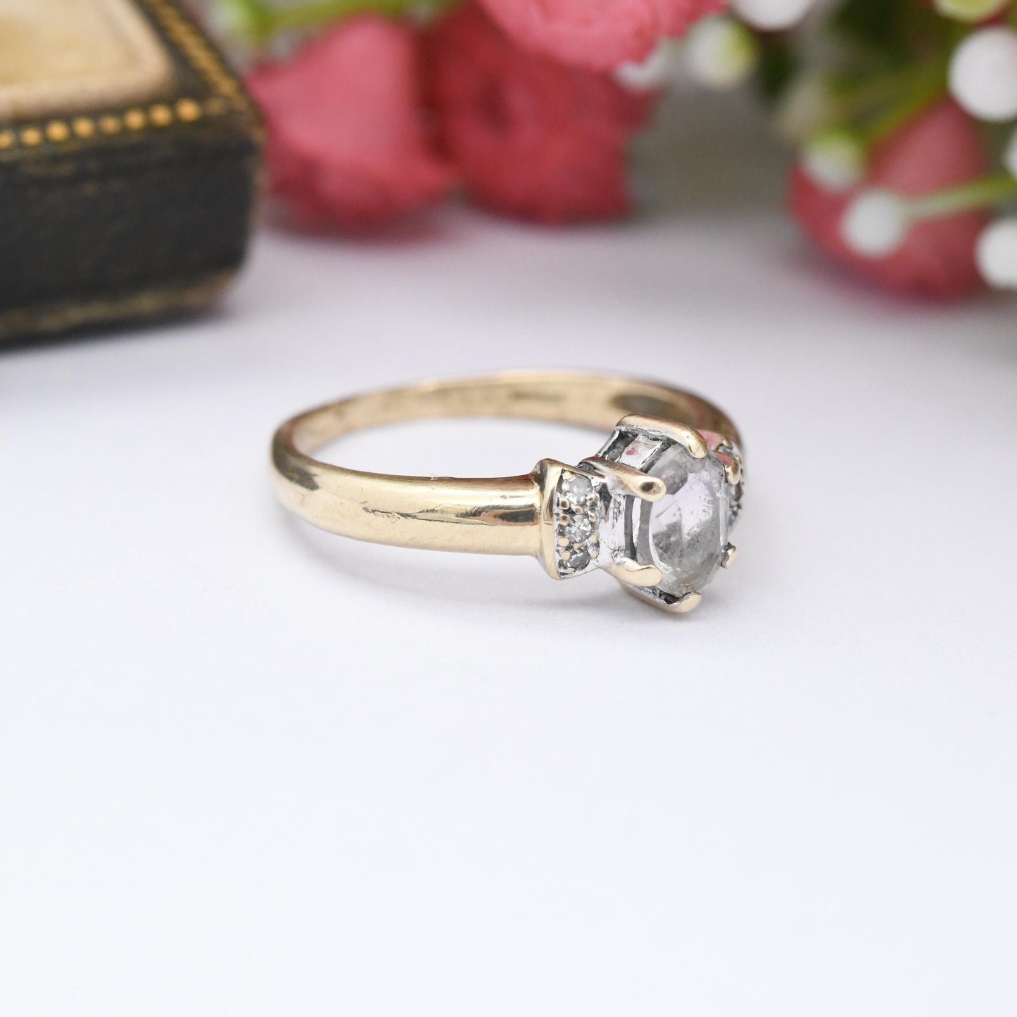 Vintage 9ct Gold Quartz Solitaire Ring with Diamond Side Stones 1996 - Oval Stone Engagement Pretty Gift | UK Size - I 1/2 | US Size - 4 1/2