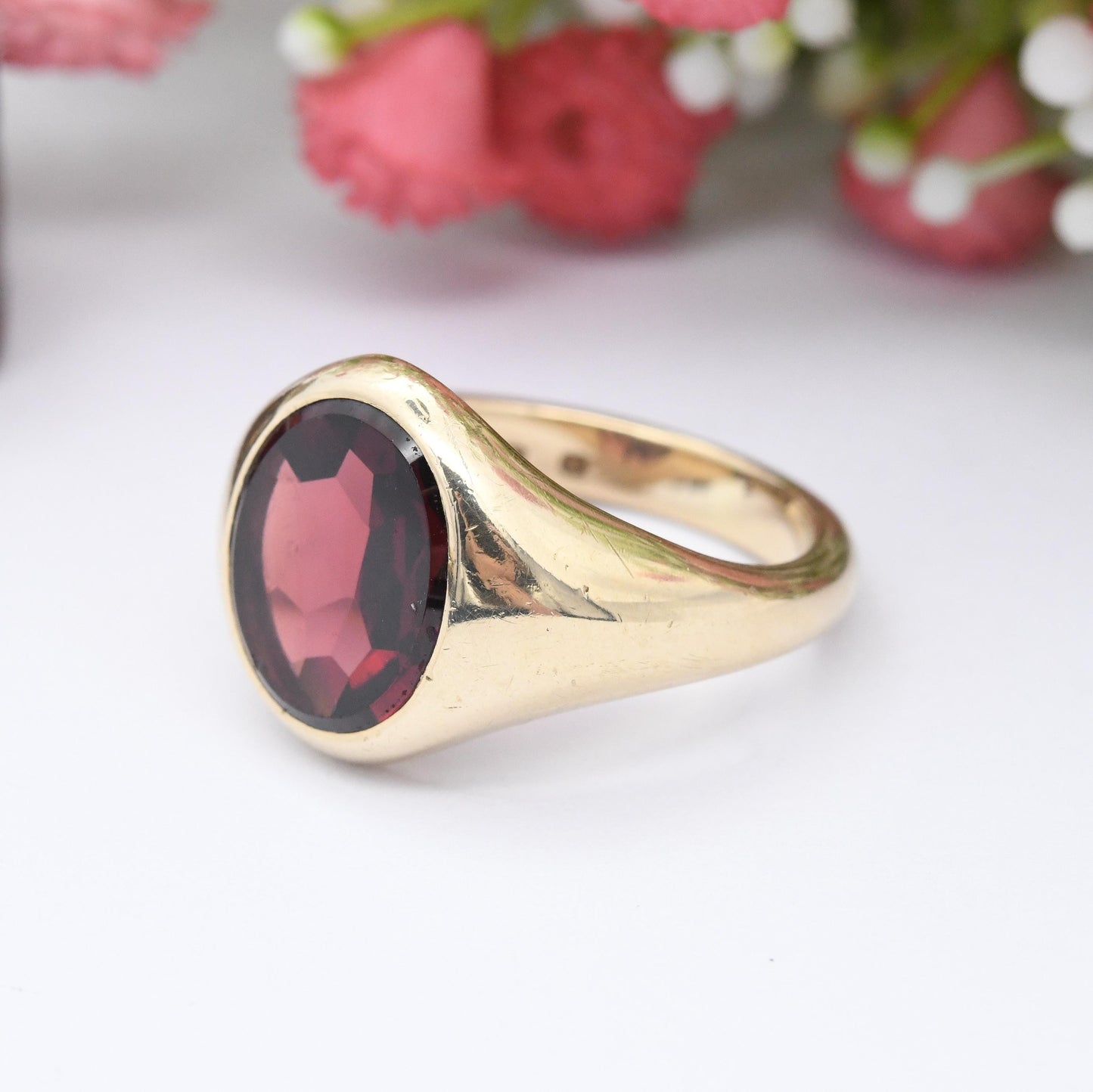 Vintage 9ct Gold Garnet Signet Ring 1998 - Chunky Large Men's Ring Faceted Red Stone Jewellery Gift for Him | UK Size T 1/2 | US Size 9 3/4