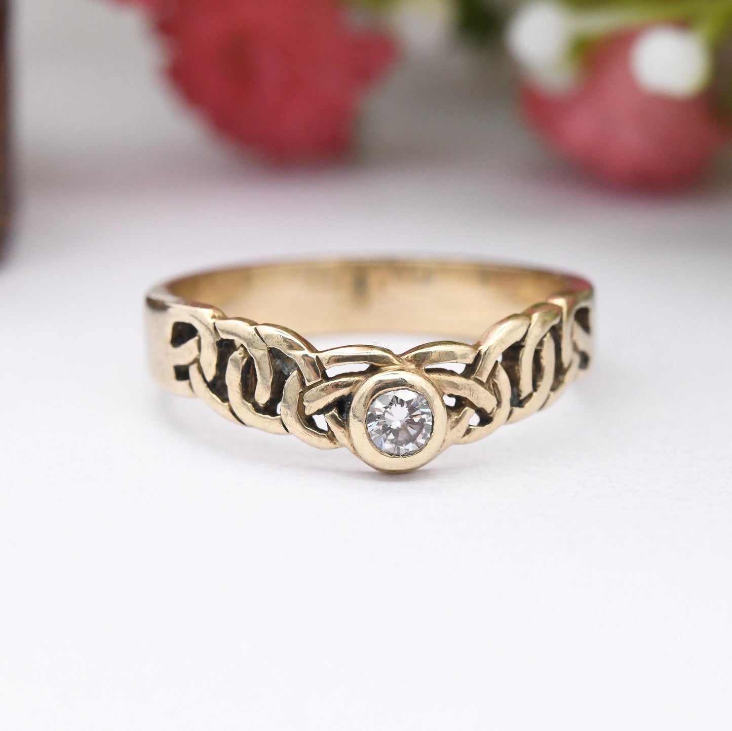 Vintage 9ct Gold Celtic Knot Solitaire Wishbone Ring - Cute Pinkie Ring Midi Ring Jewellery Gift for Her | UK Size - J 1/2 | US Size - 5