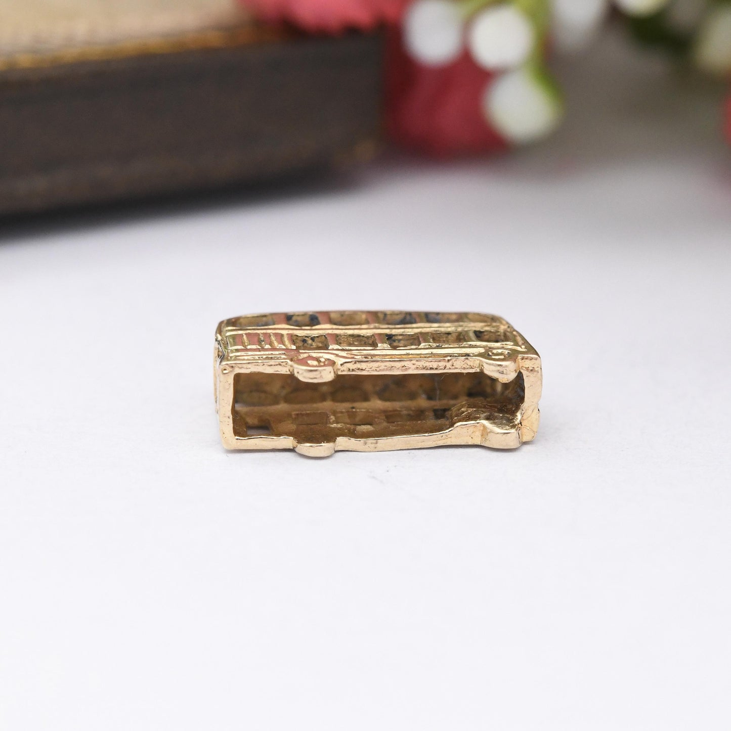 Vintage 9ct Gold Double Decker Bus Charm Pendant 1999 - Old Style London Red Bus Souvenir Gift for Charm Bracelet | Retro Car Enthusiast