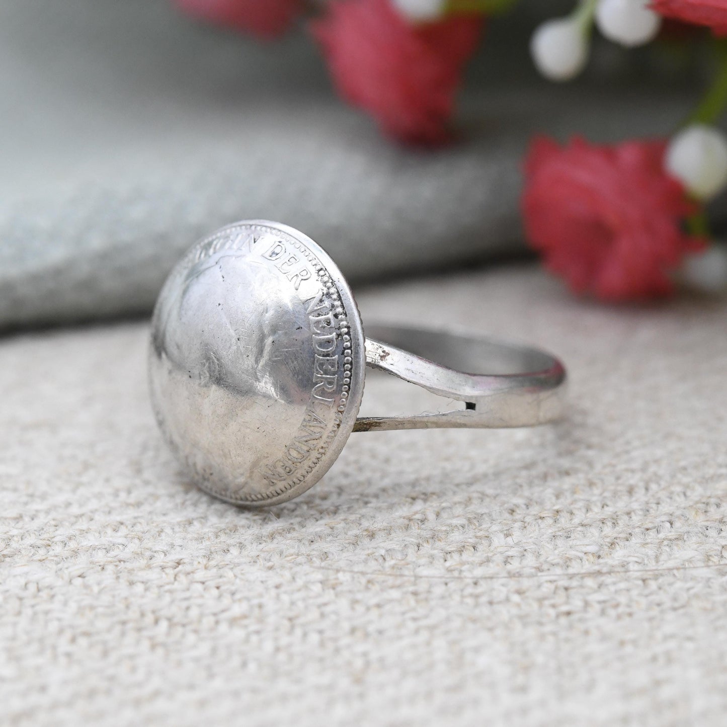 Vintage Silver Wilhelmina Koningin 1941 10 Cents Coin Ring Netherlands - Dutch Royal Family Coin Jewellery | UK Size - N | US Size - 6 3/4